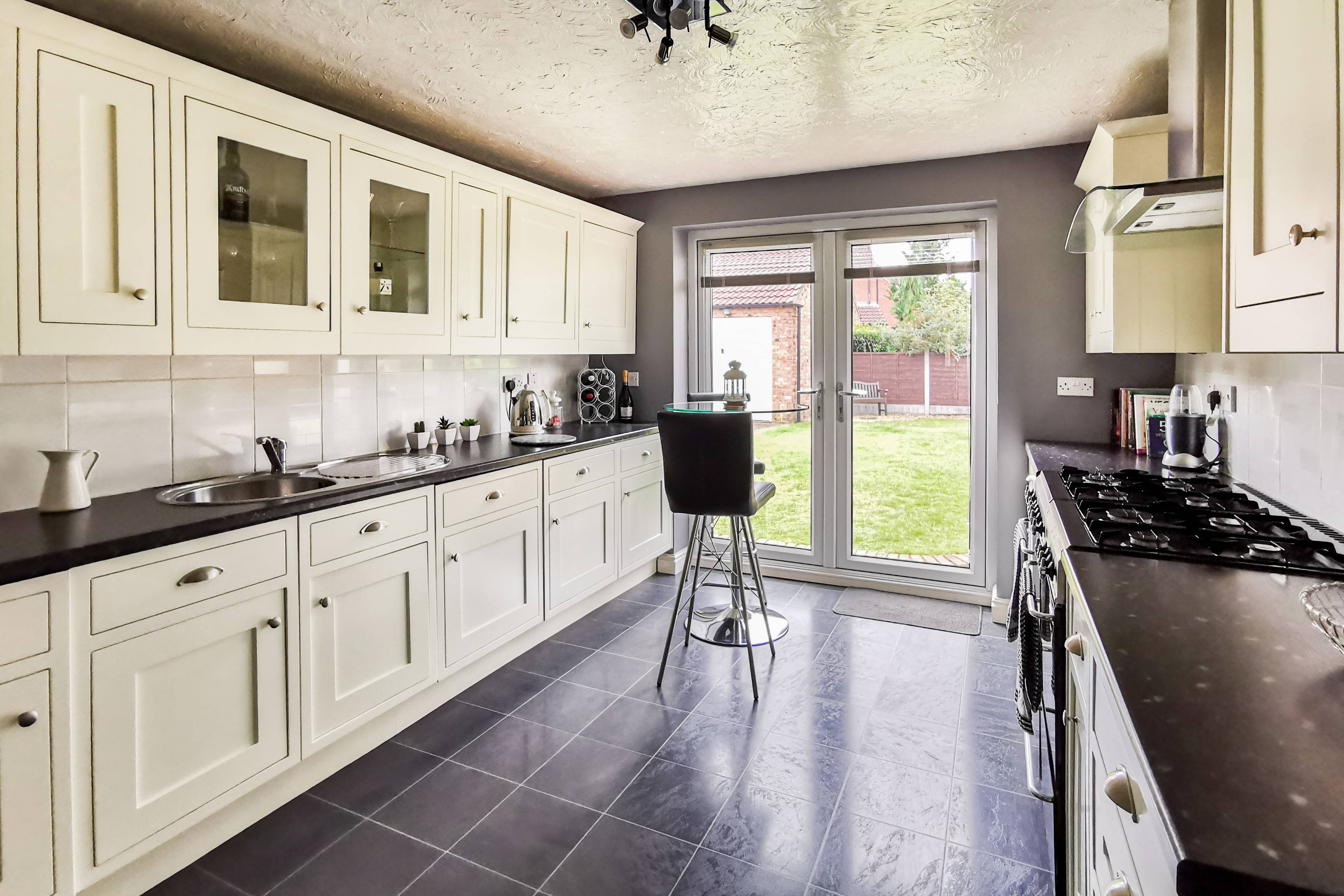 Kitchen/breakfast