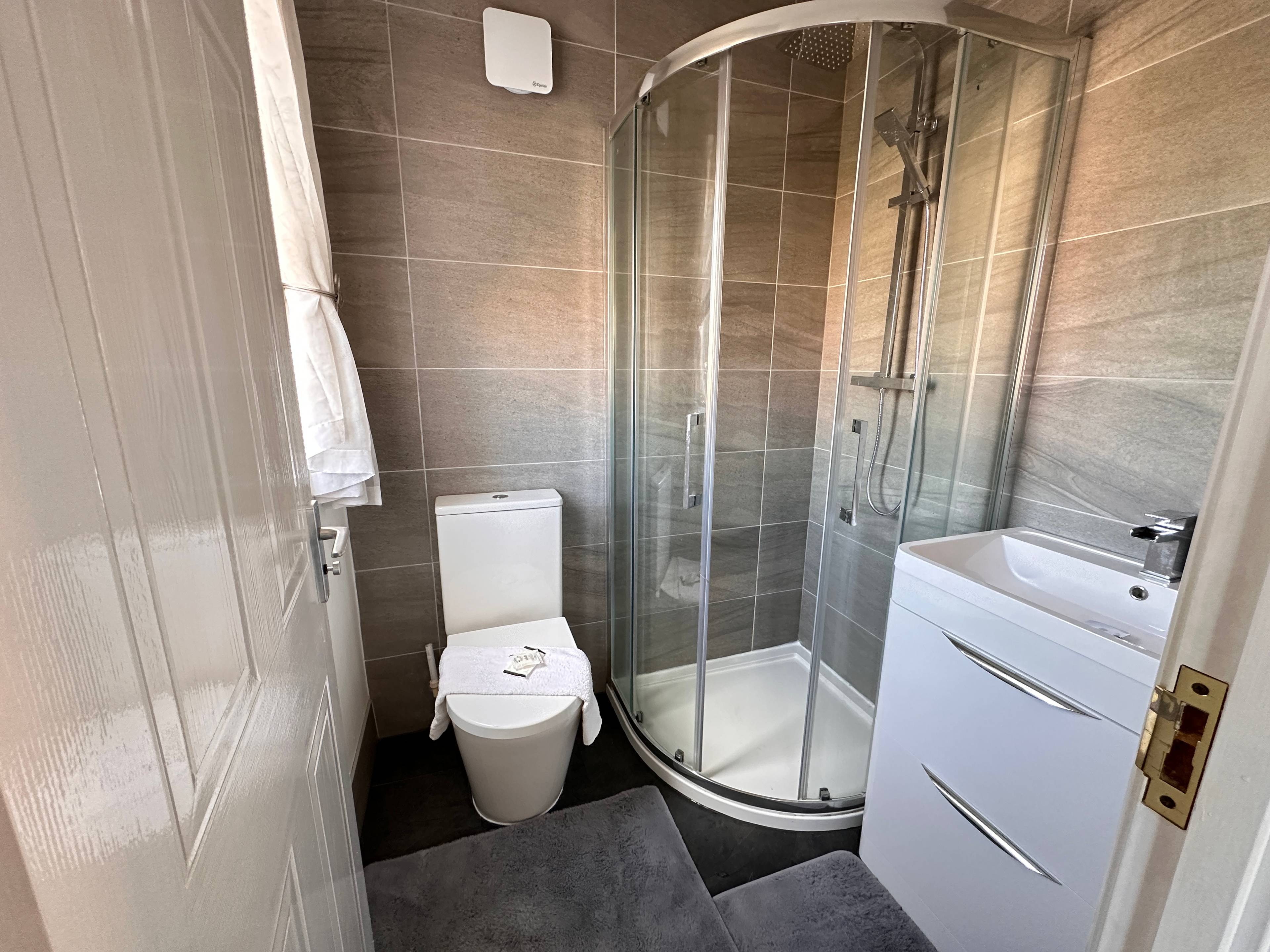 Master En-suite