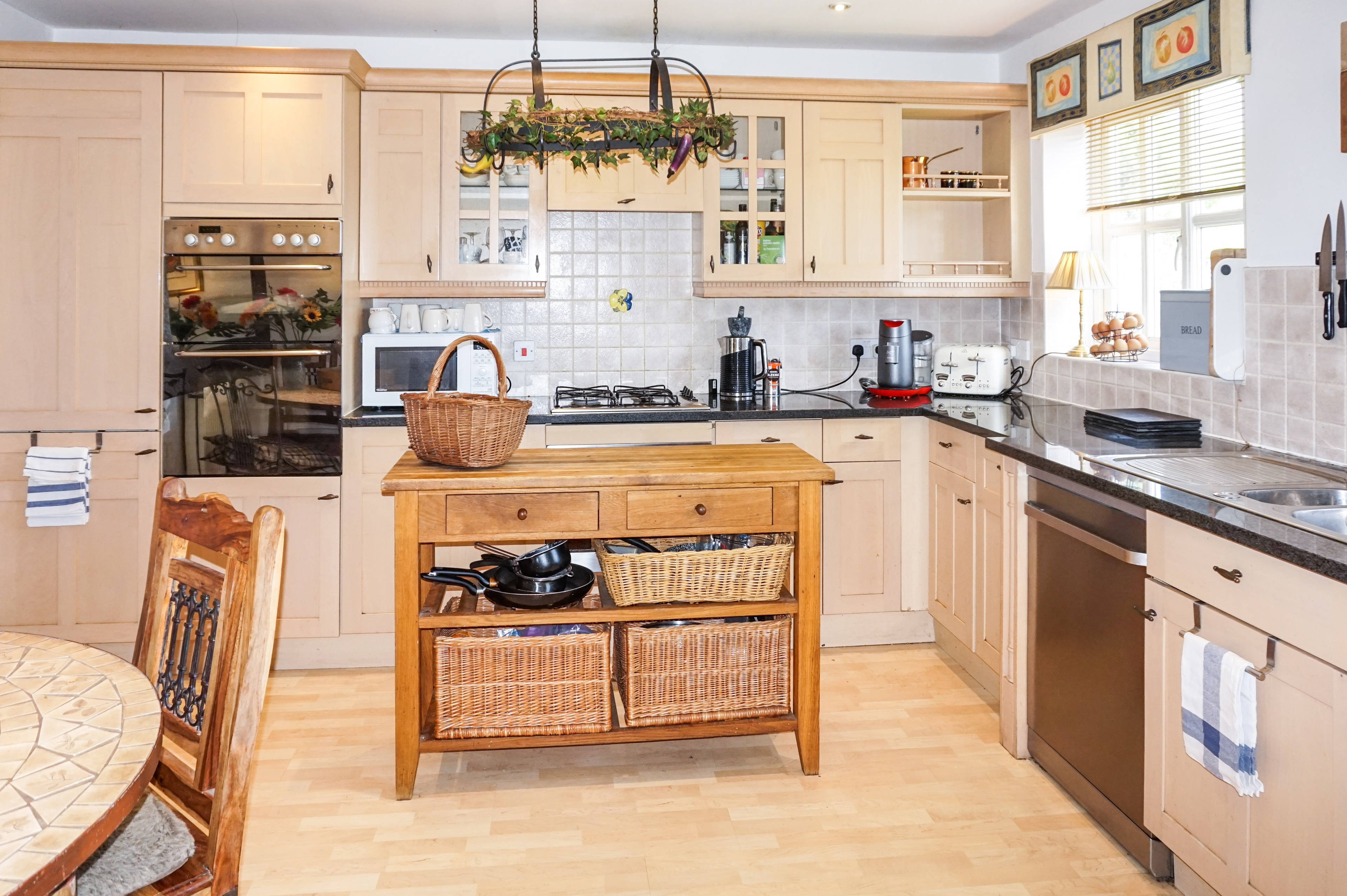 Kitchen/Breakfast