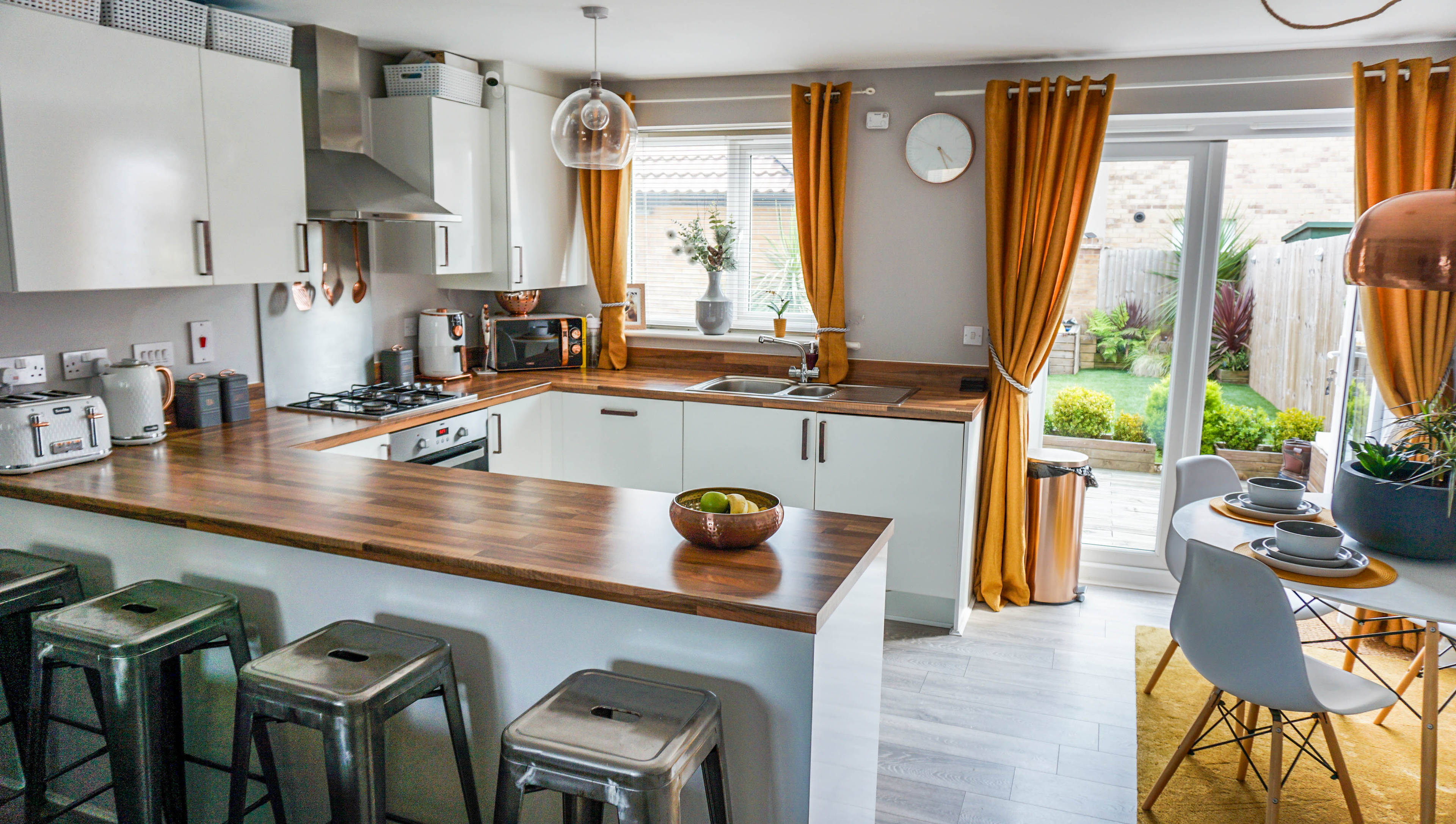 Kitchen/Breakfast