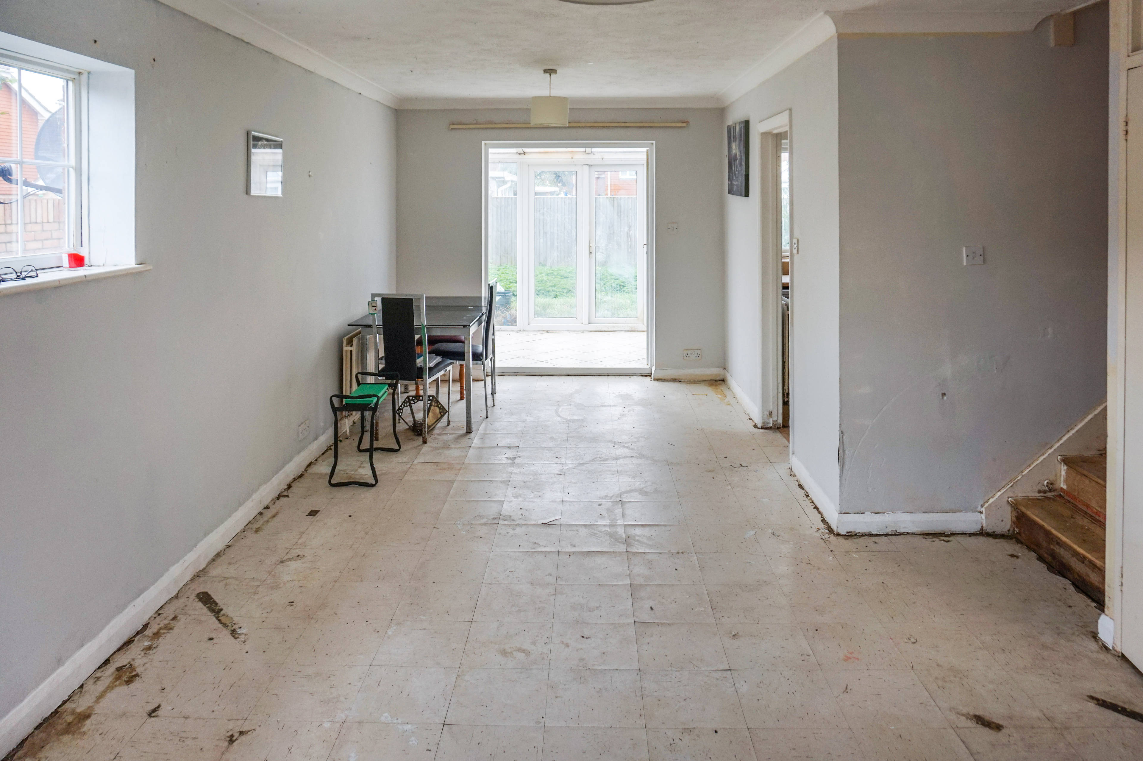 Lounge/Dining Room