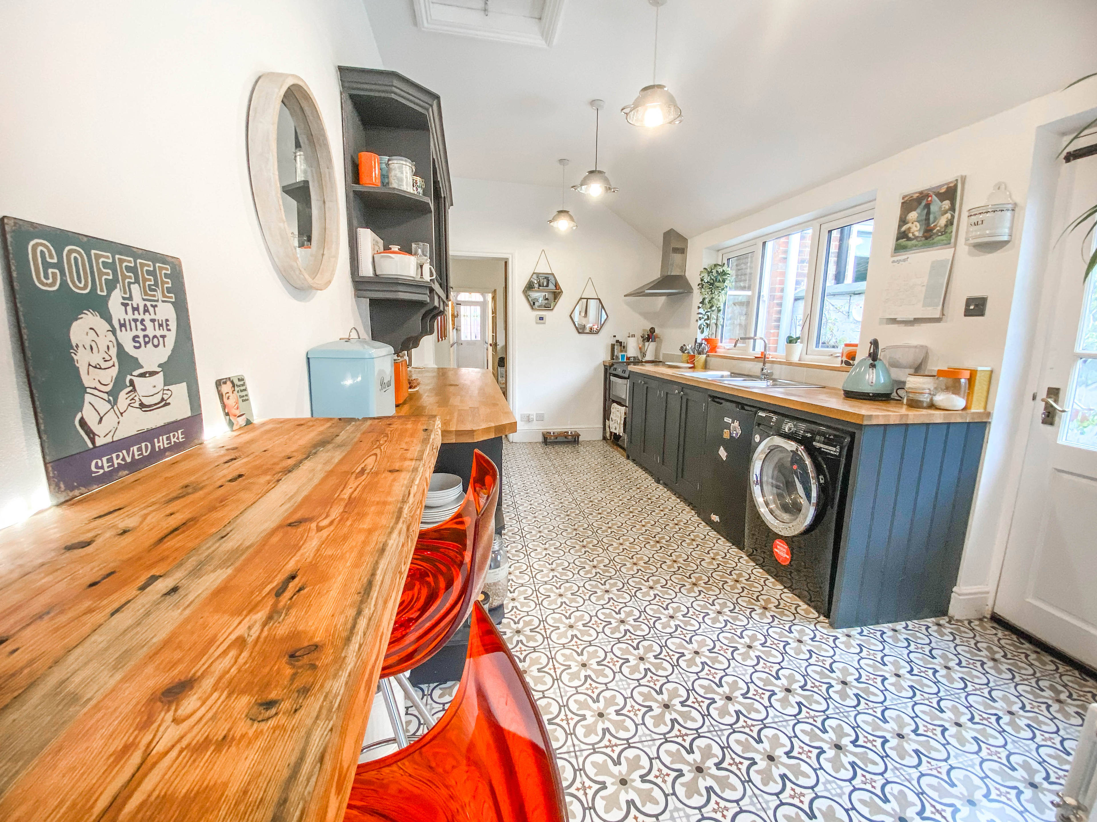 Kitchen/Breakfast