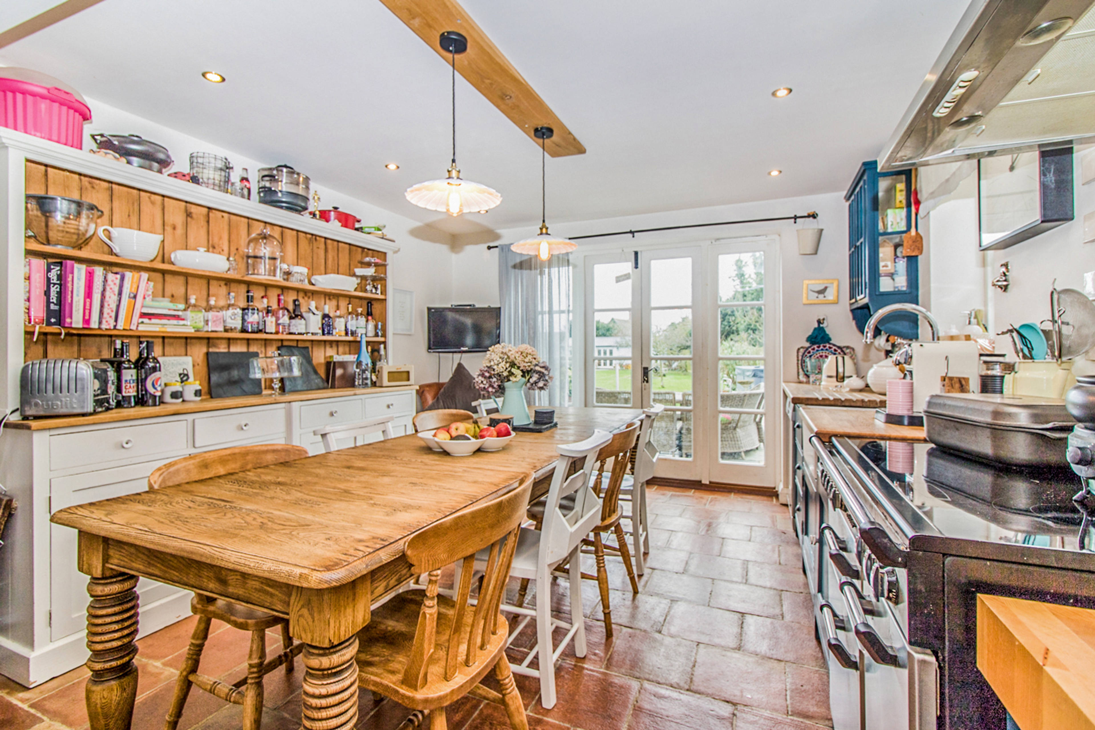Kitchen/Dining Room