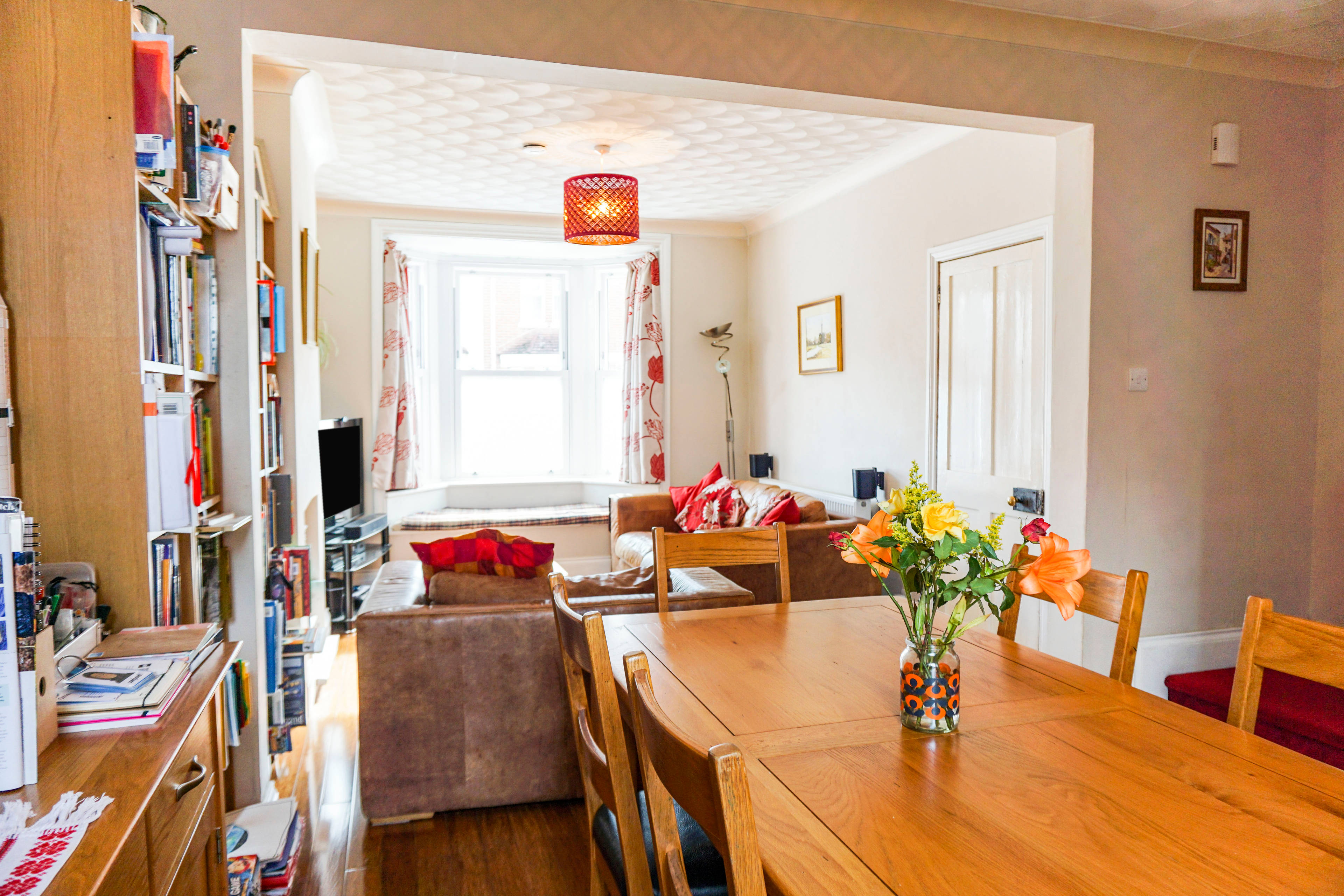 Lounge/Dining Room