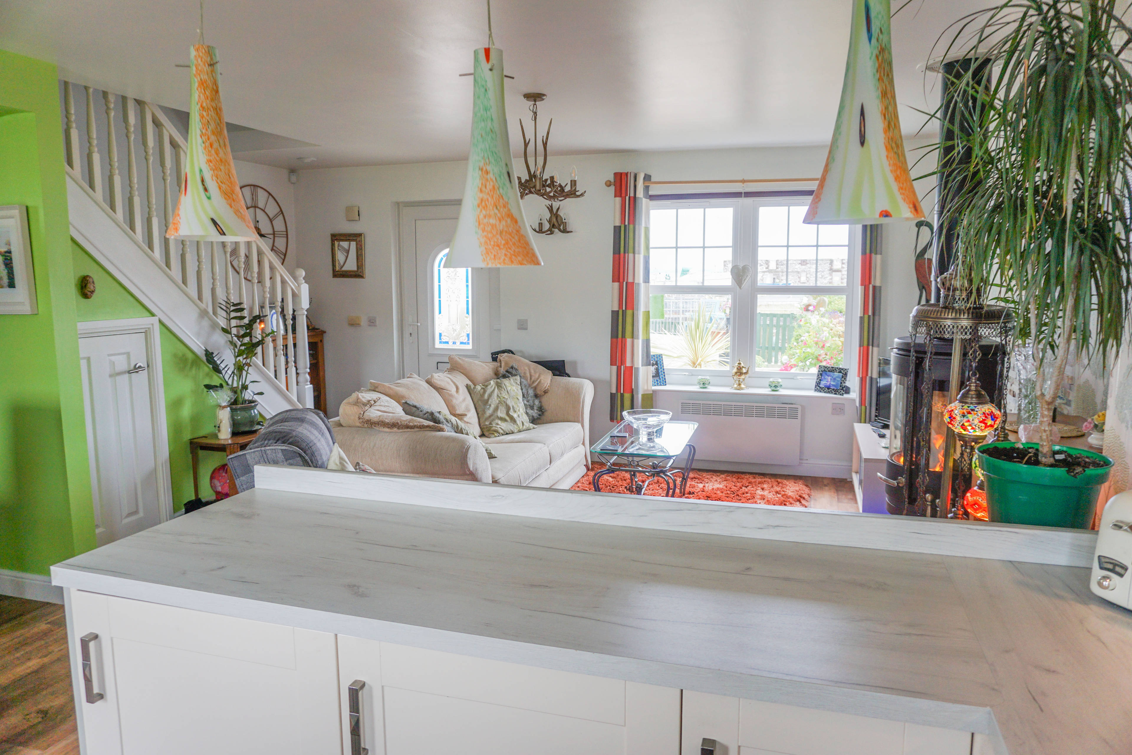 Lounge / Kitchen