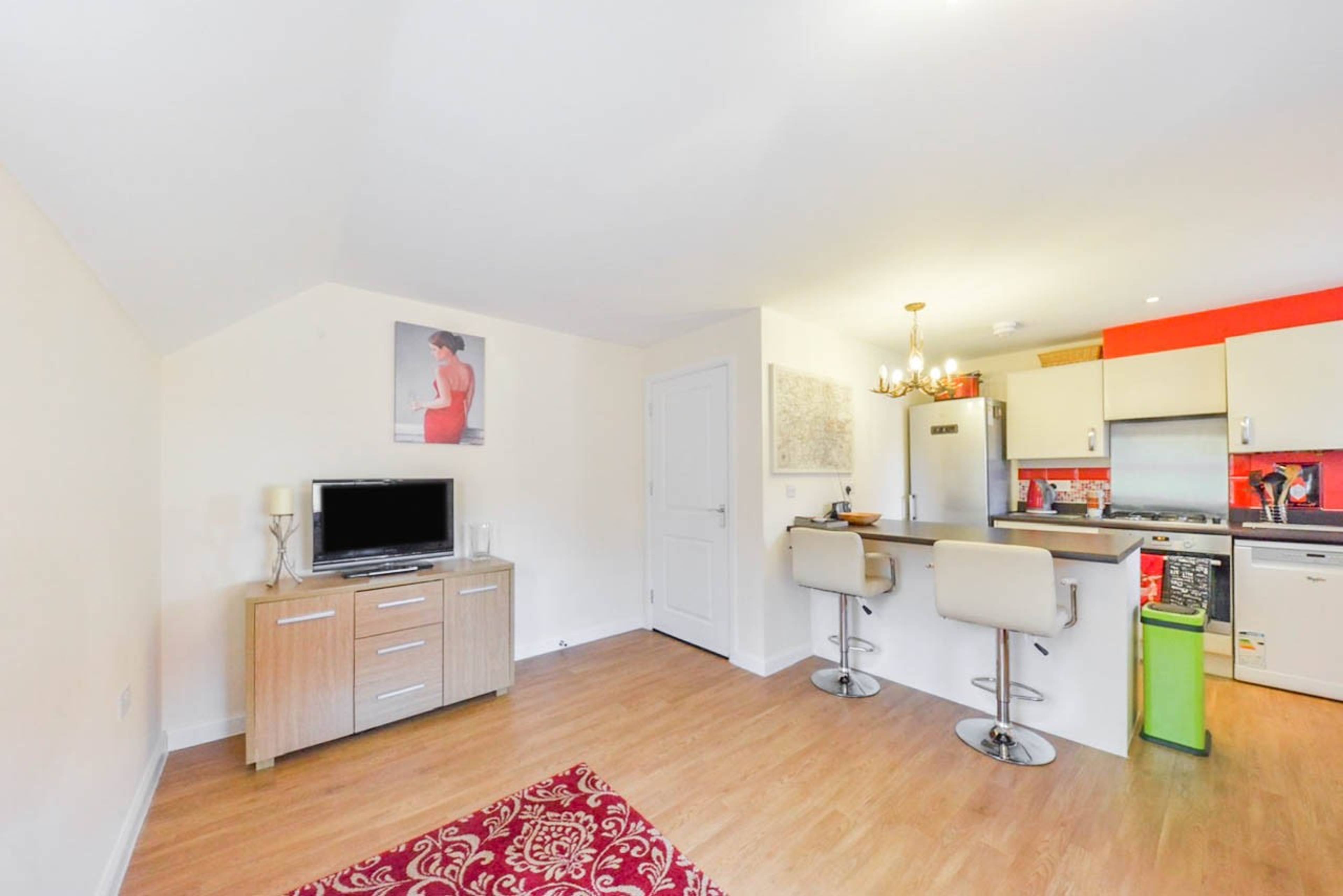 Lounge / Kitchen