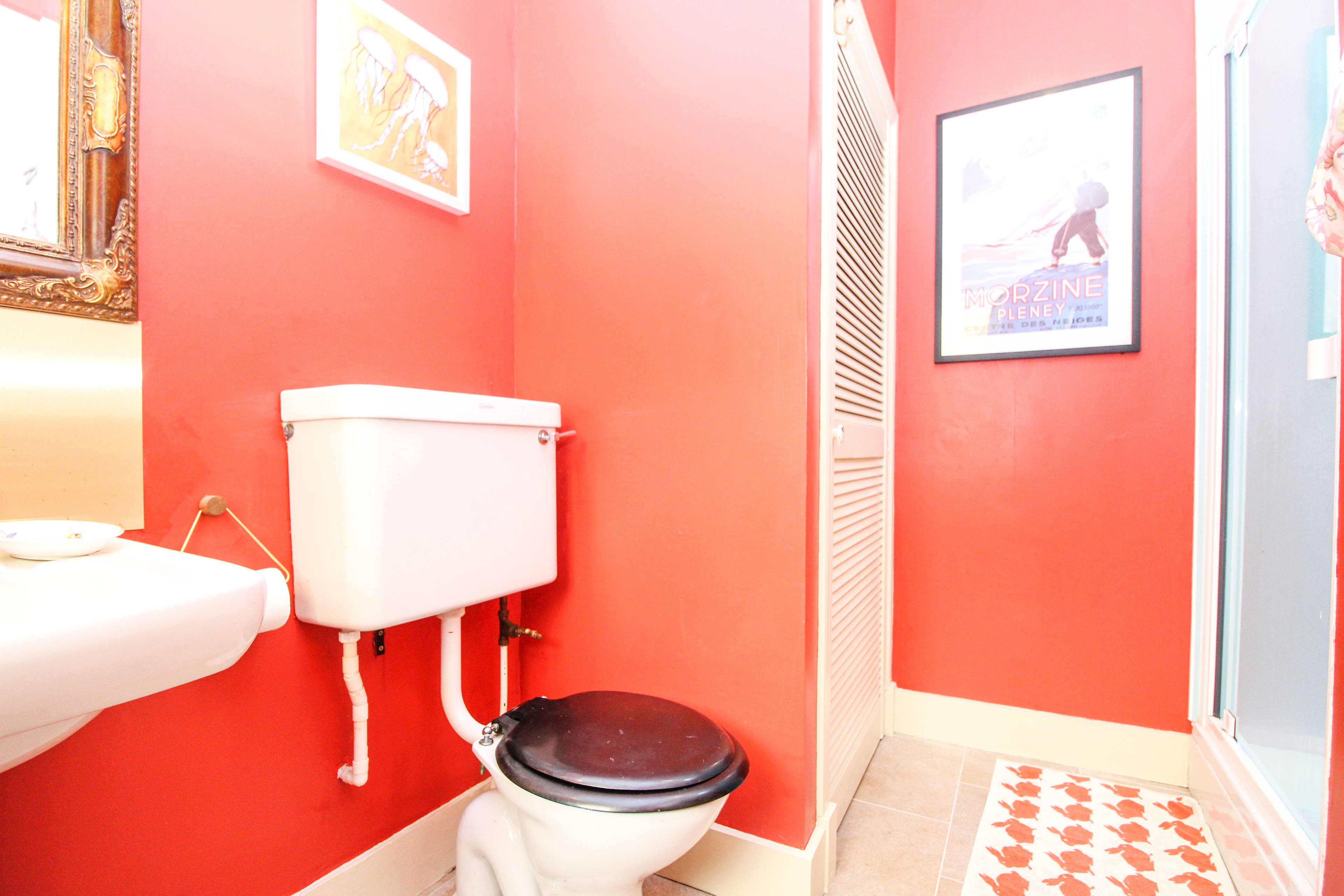 Cloak Room