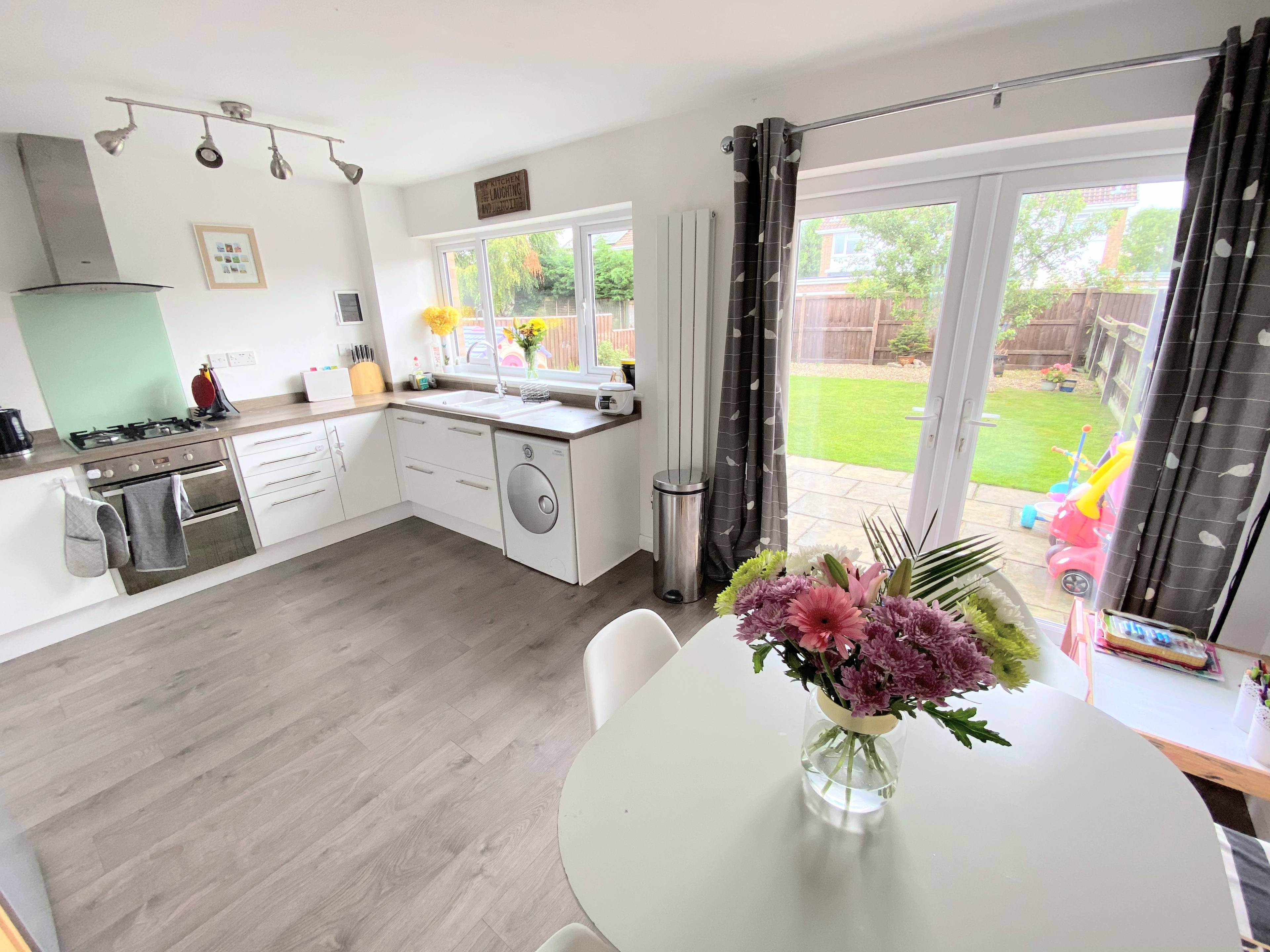Kitchen/Dining Room