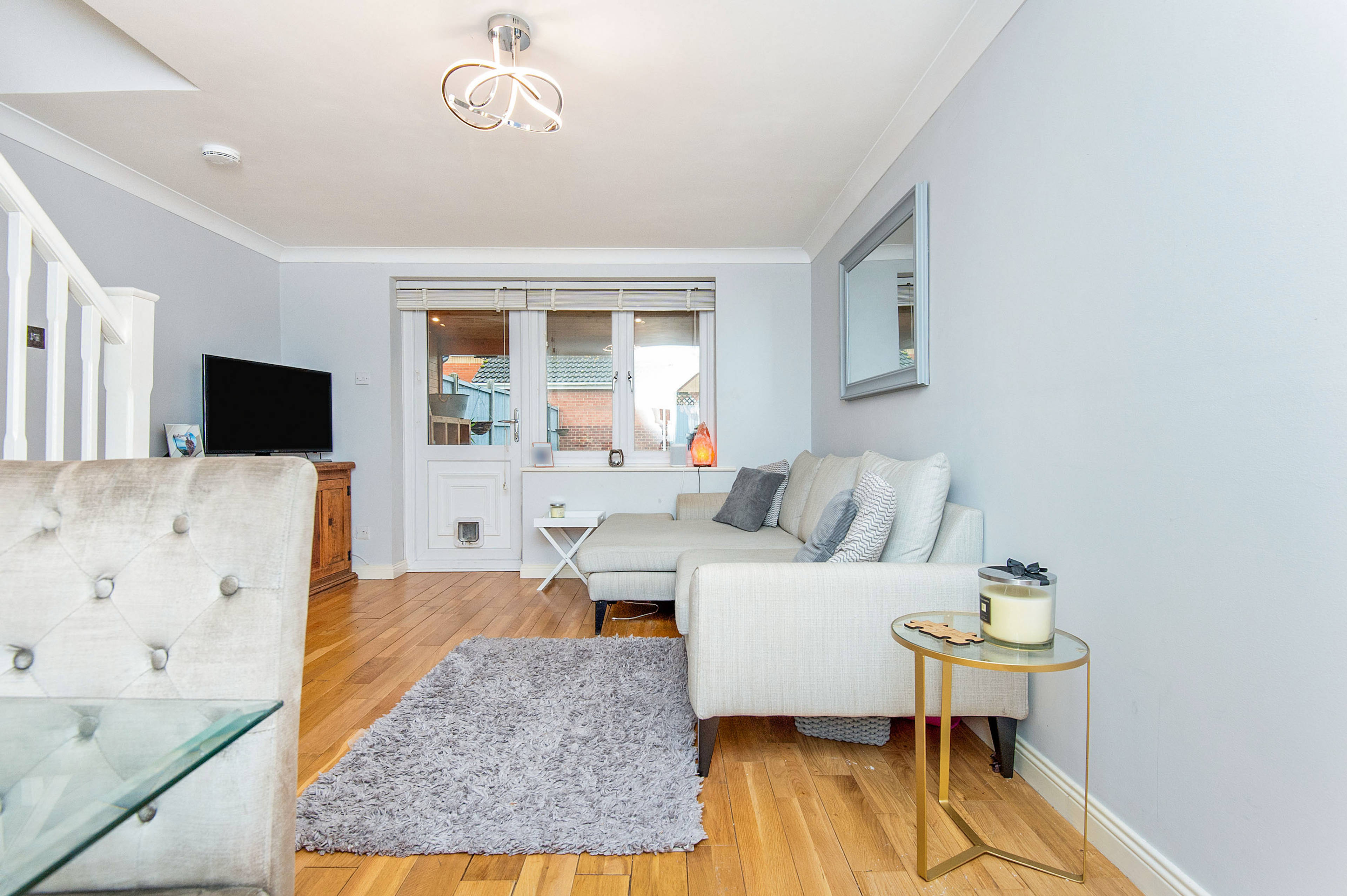 Lounge/Dining Room