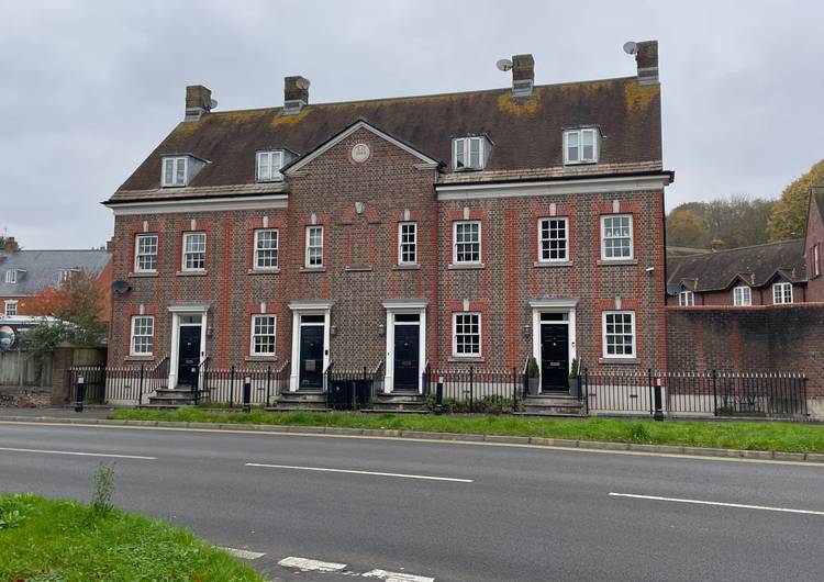 3 bedroom terraced house