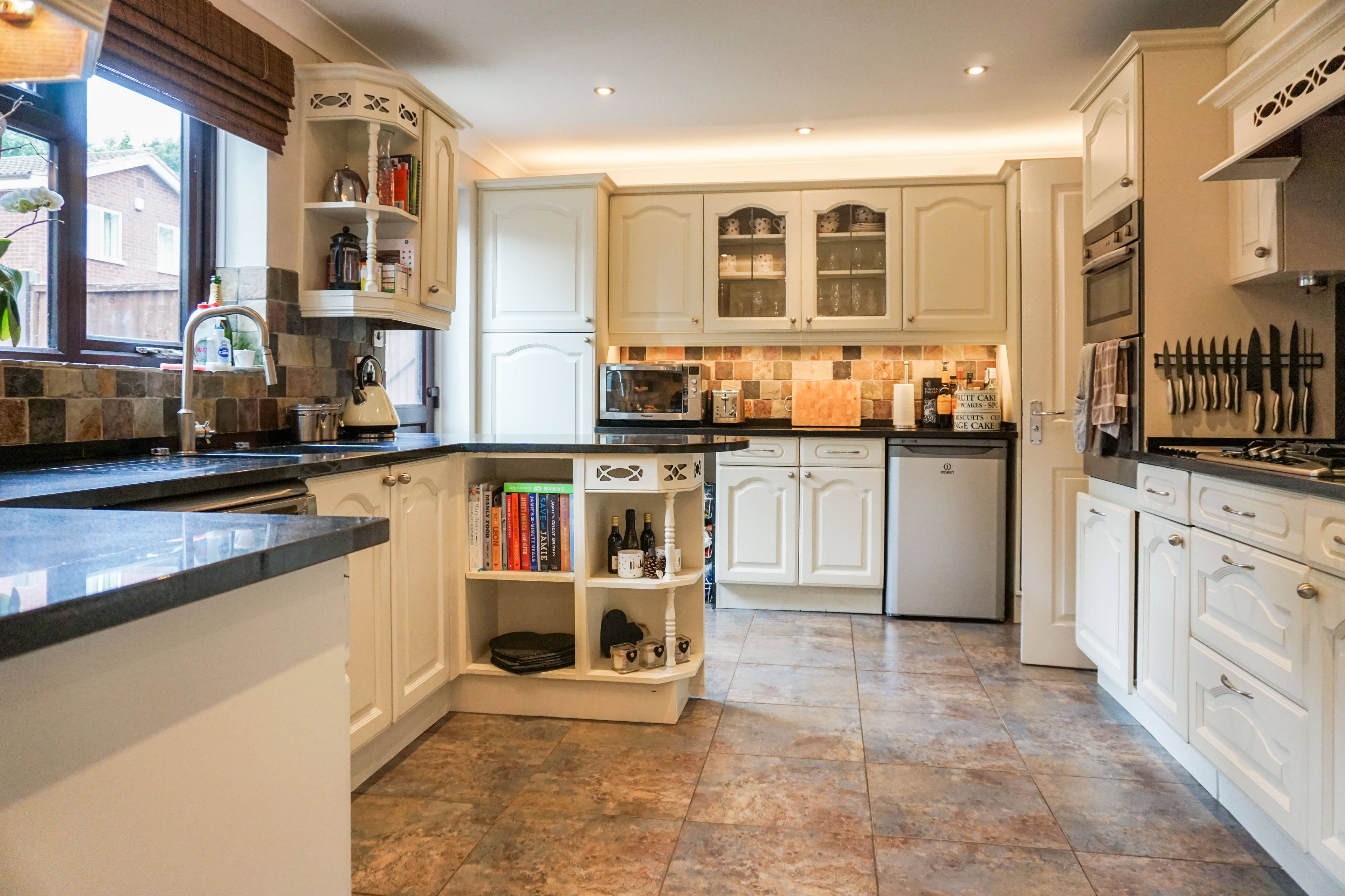 Kitchen/Breakfast