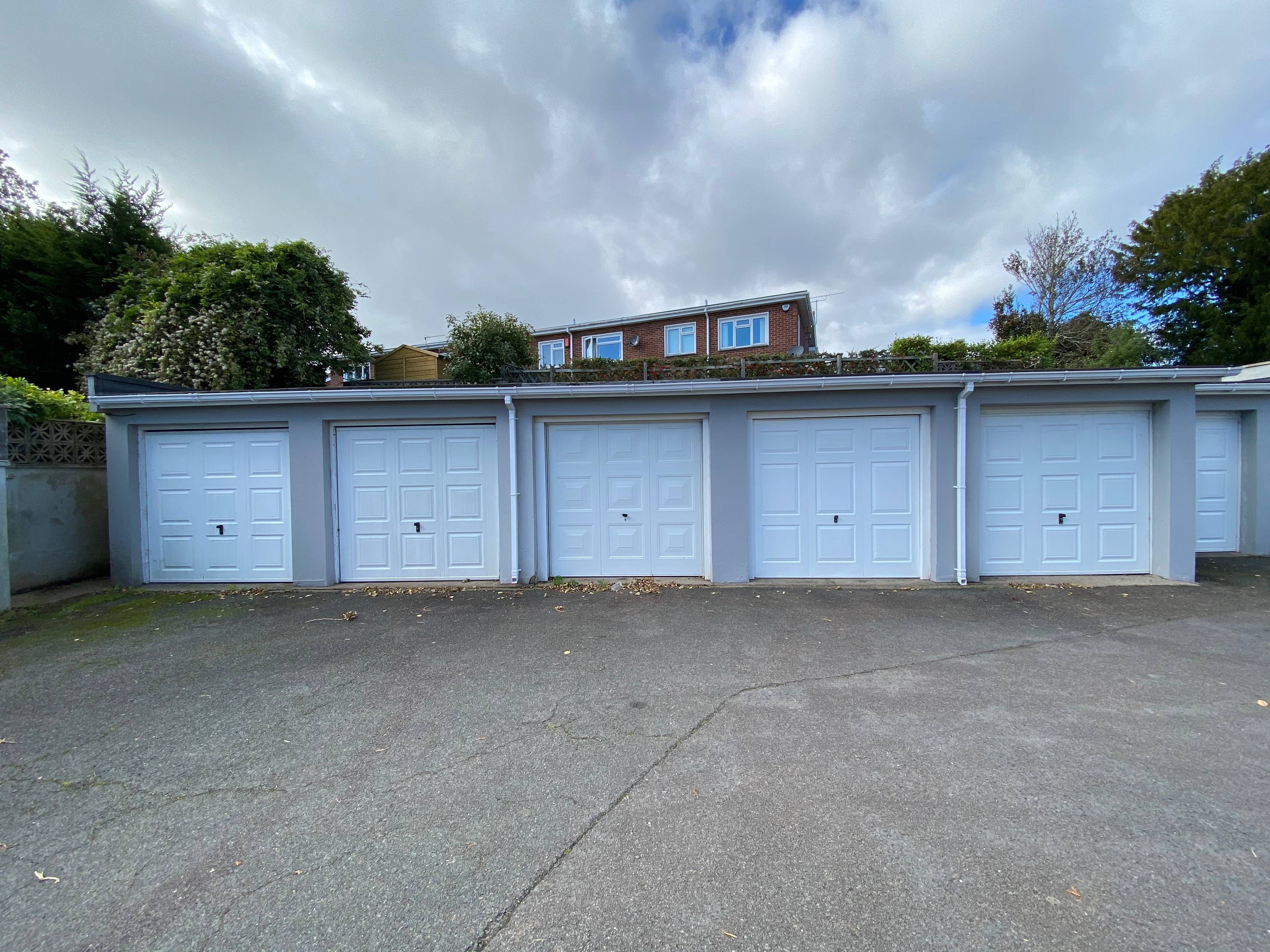 Garage En Bloc