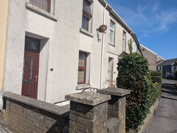 3 bedroom terraced house