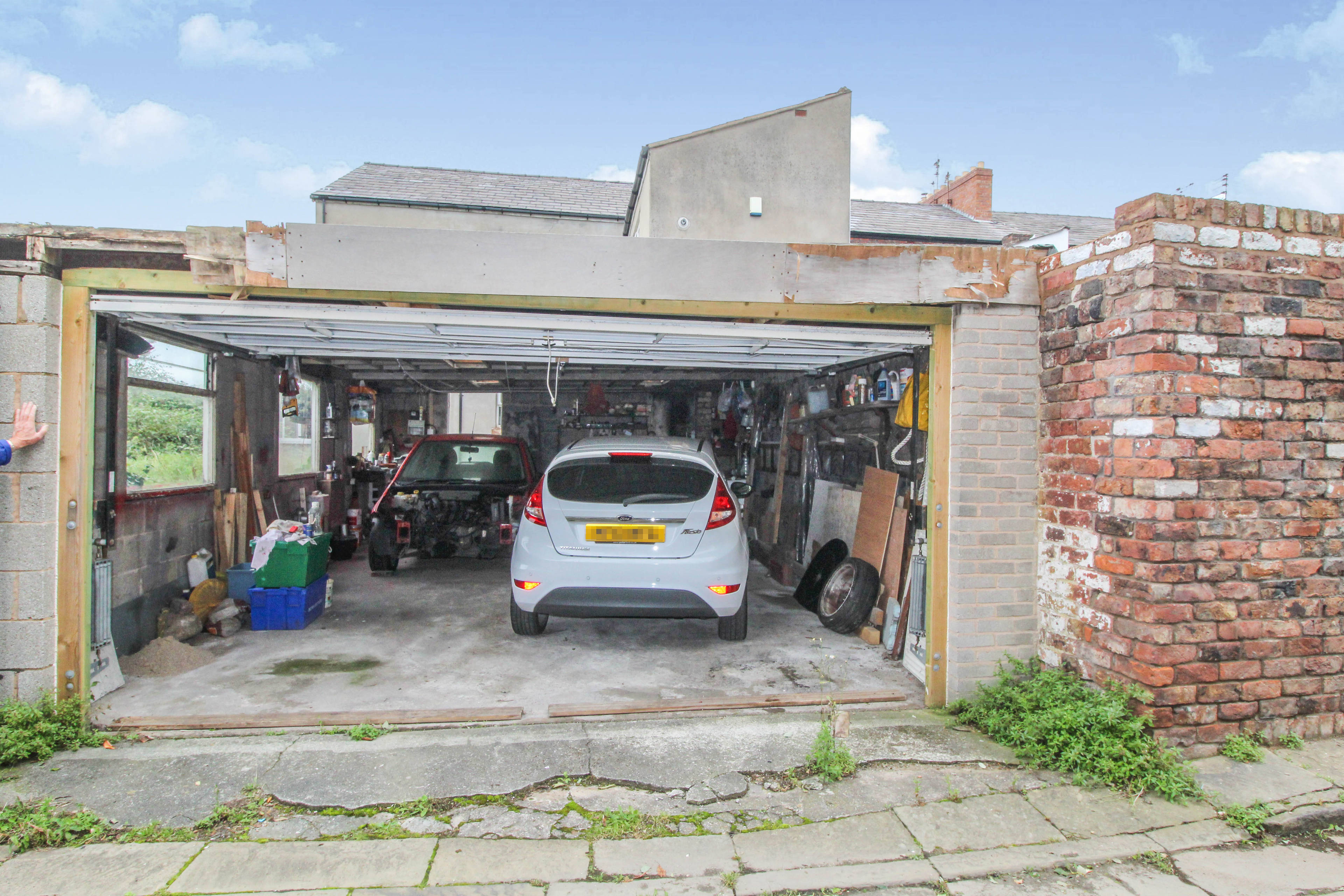 Garage