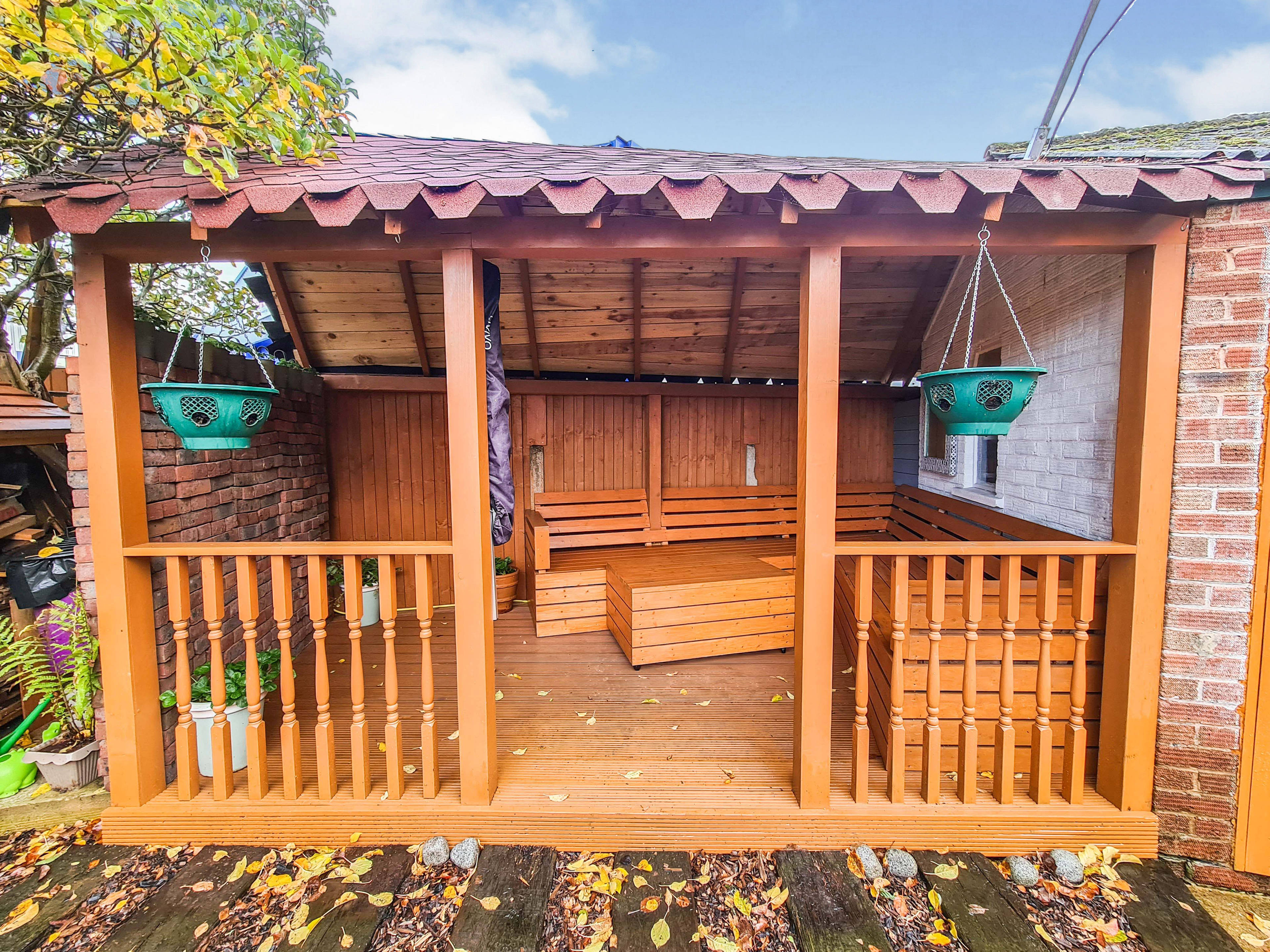 Garden Hut