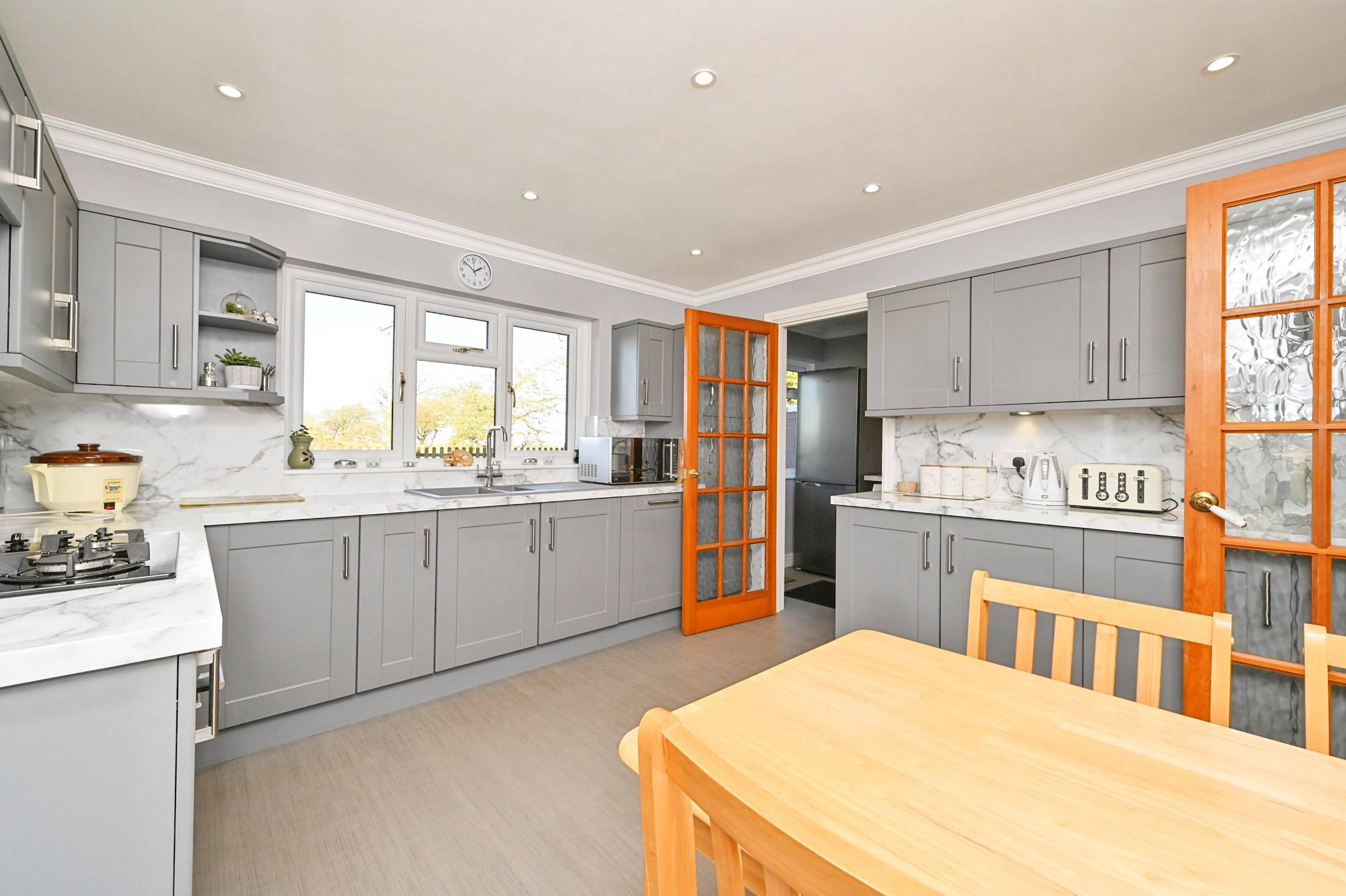 Kitchen/Breakfast
