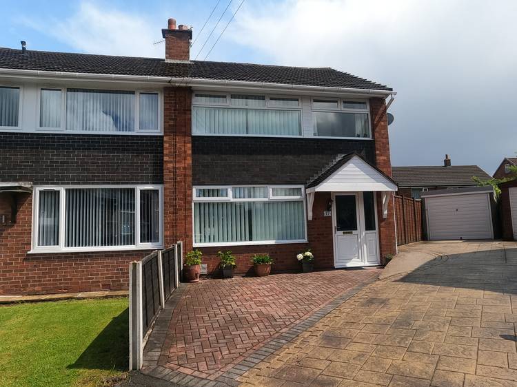 3 bedroom semi-detached house