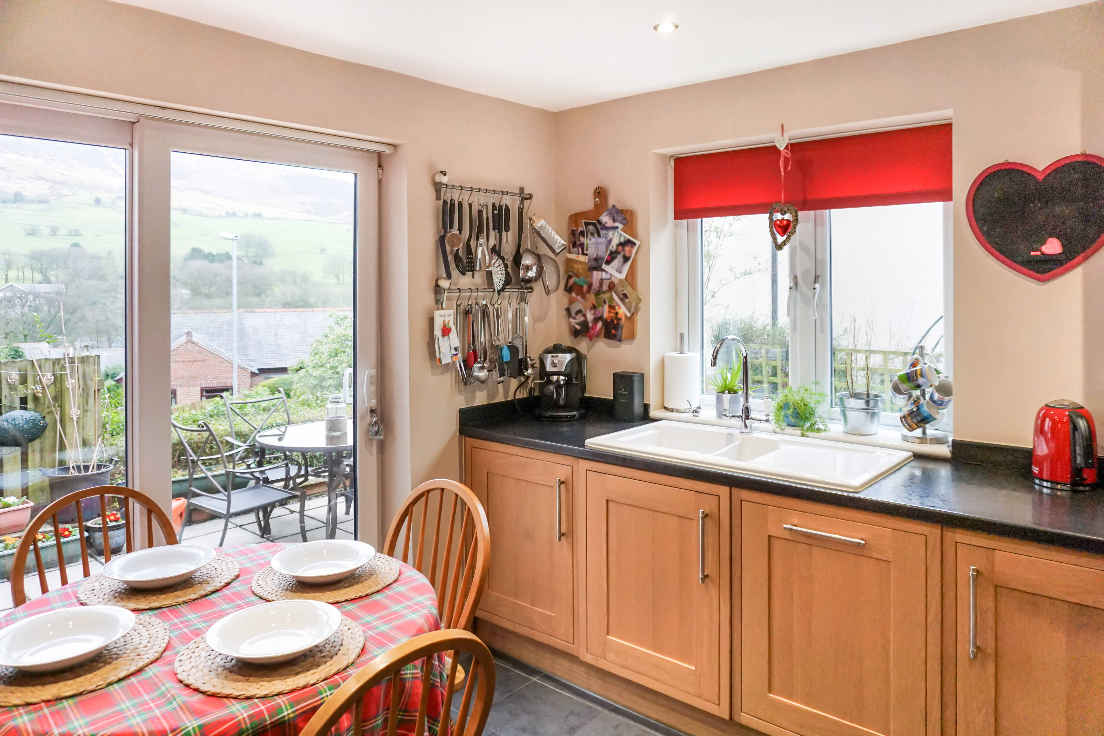 Kitchen/Breakfast