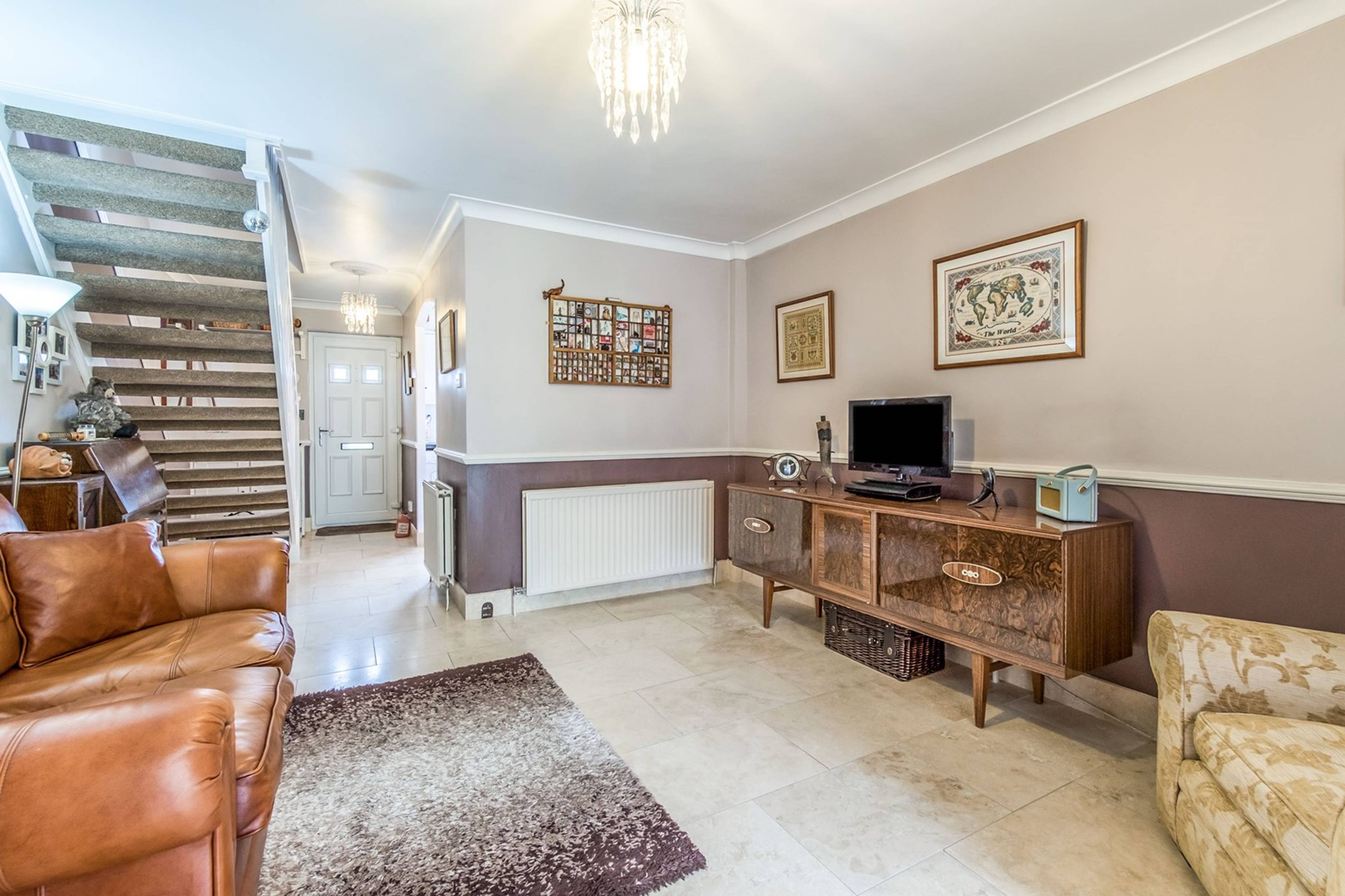 Lounge/Dining Room