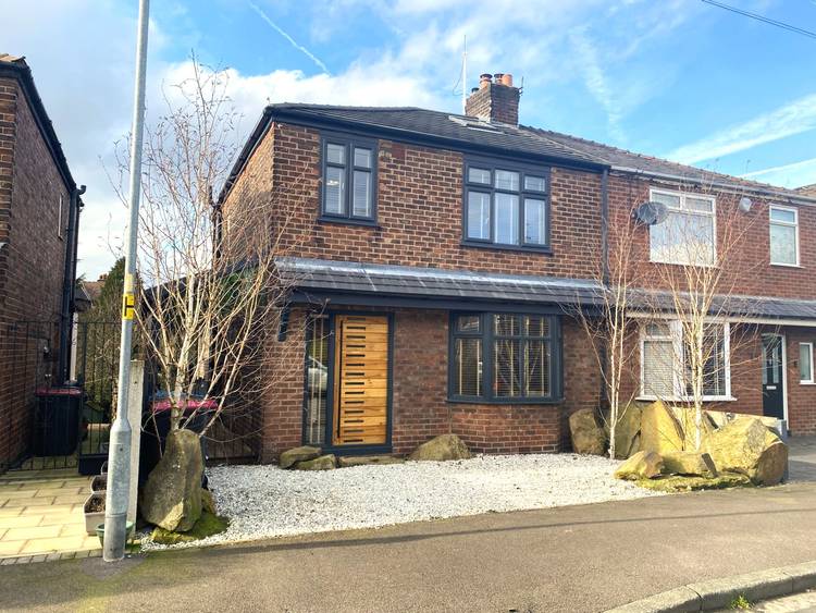 3 bedroom semi-detached house