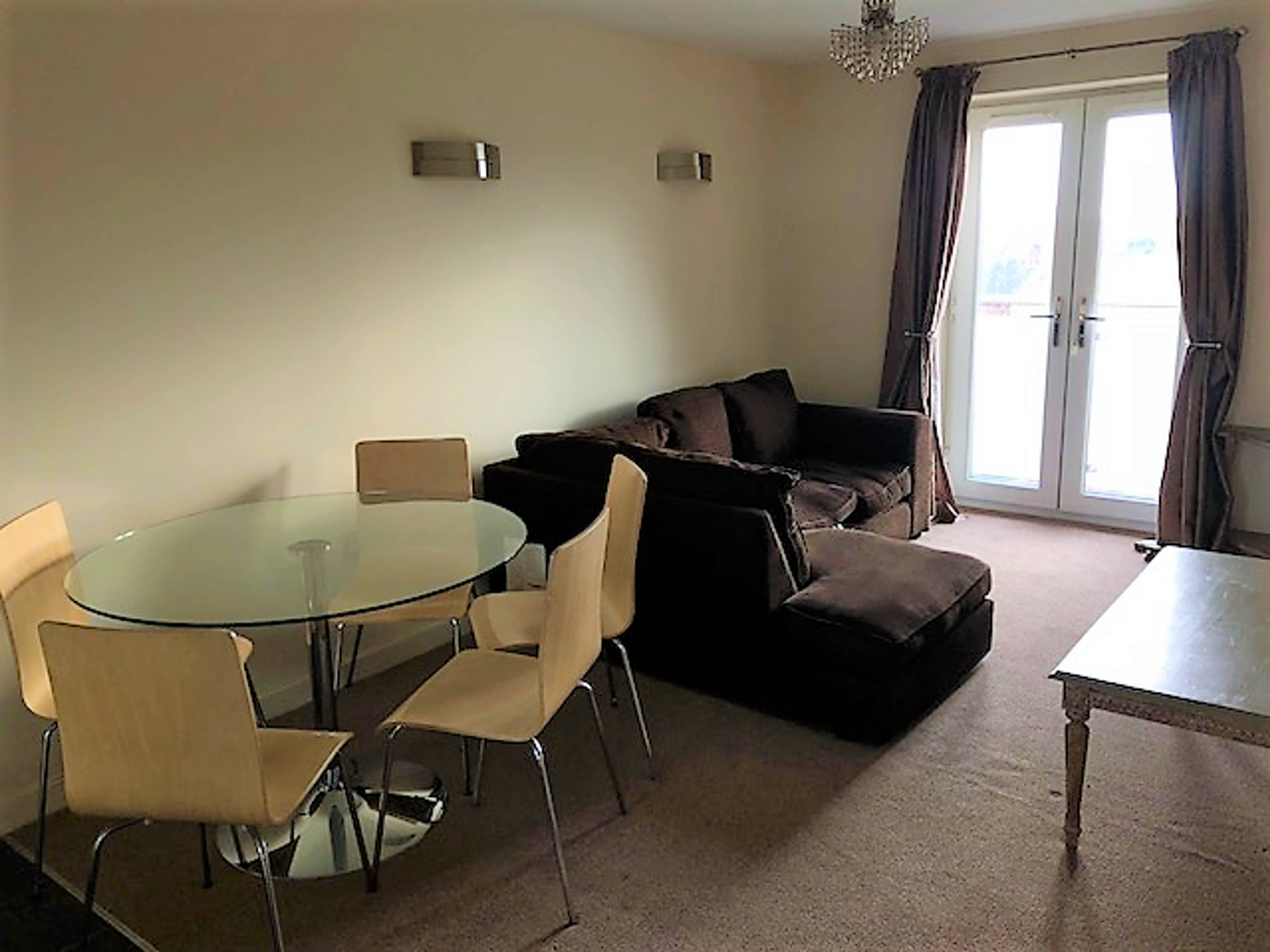Lounge / Kitchen
