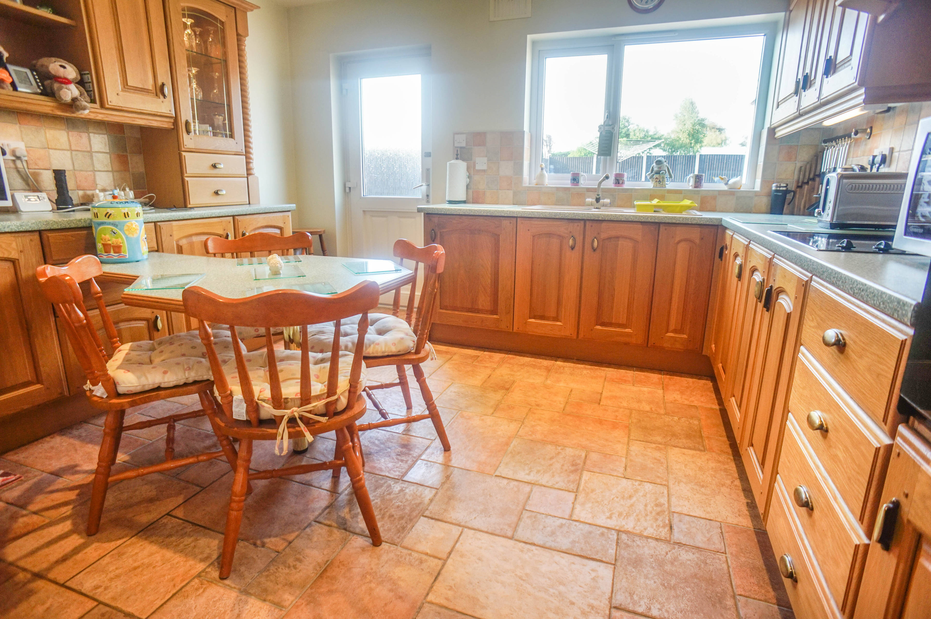 Kitchen/Breakfast