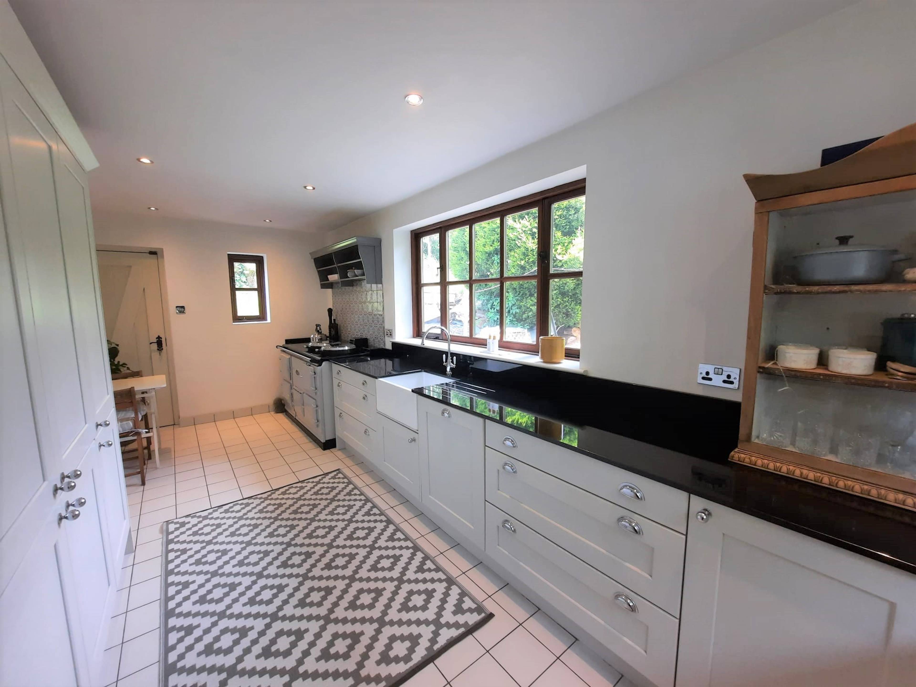 Kitchen/Breakfast