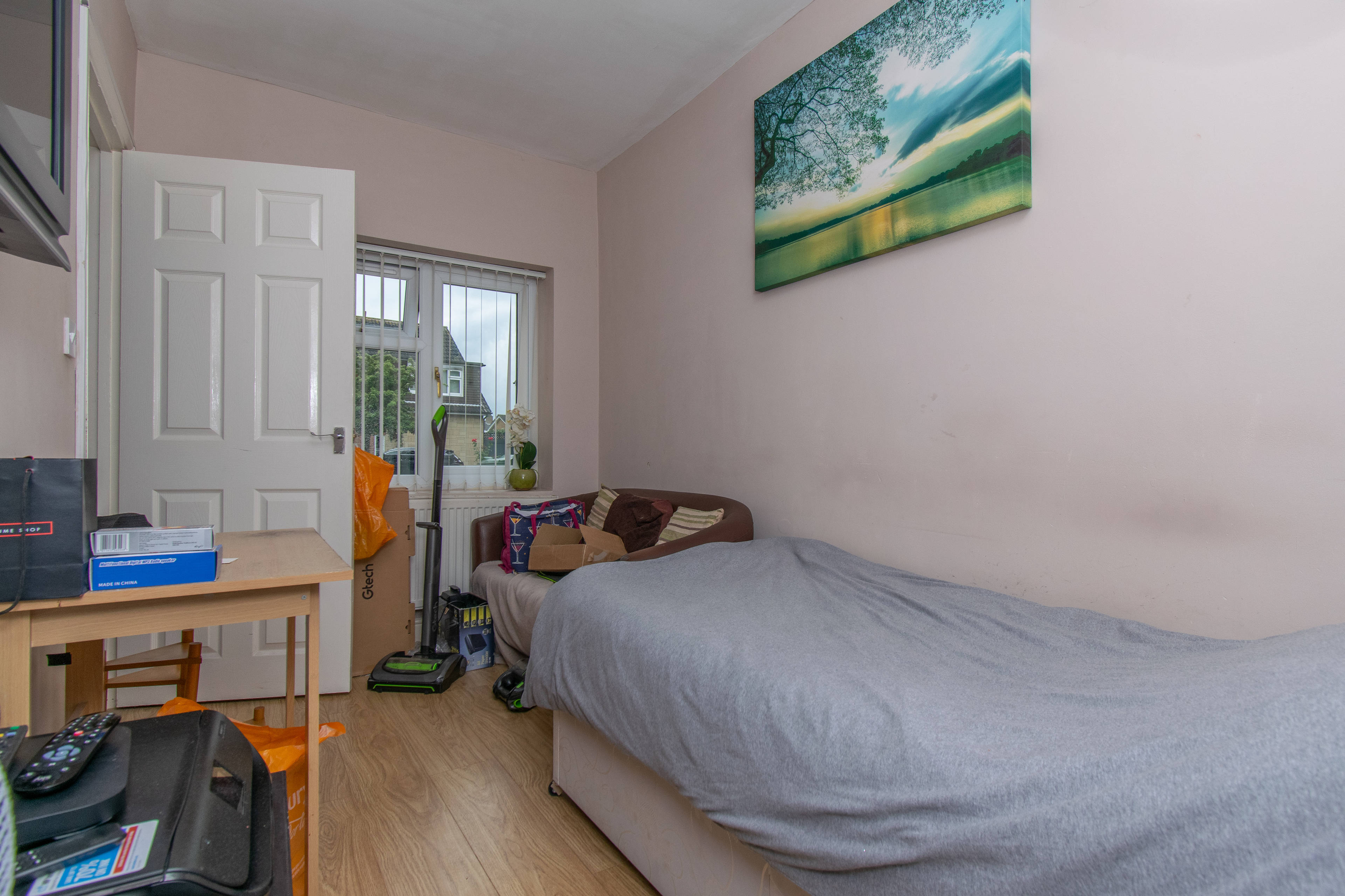 Bedroom Five / Study