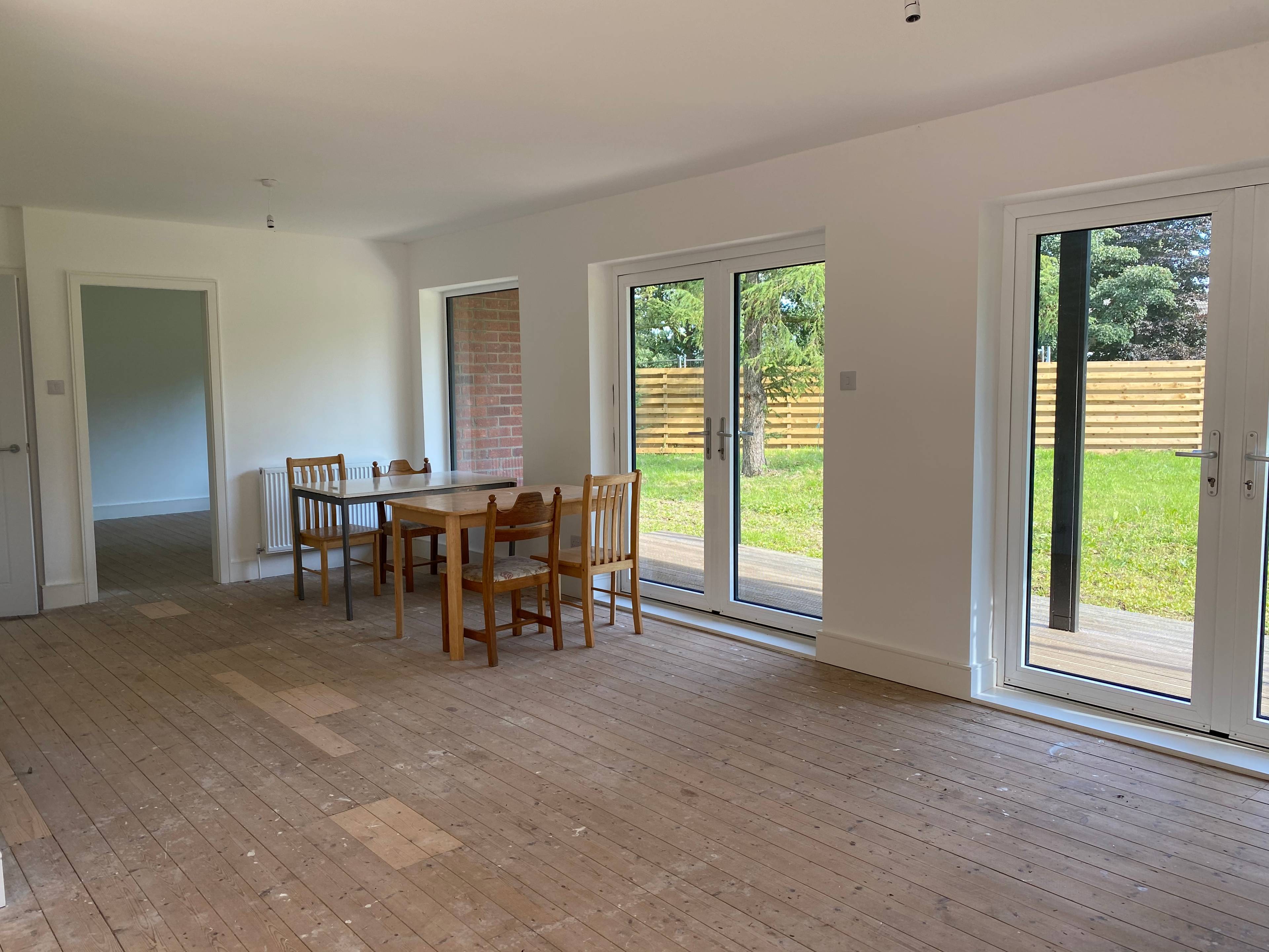 Lounge/Dining Room
