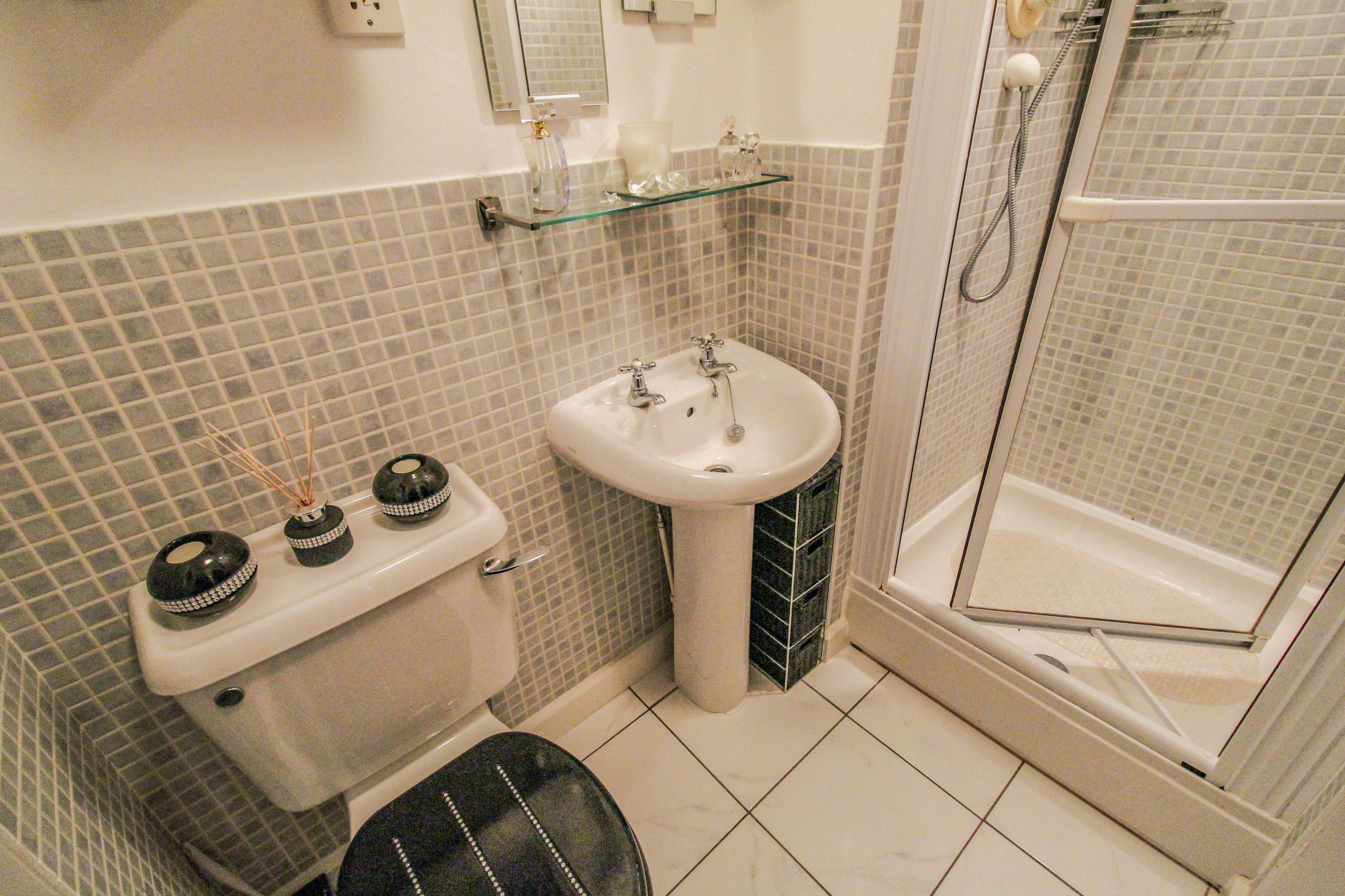 En-suite Shower Room