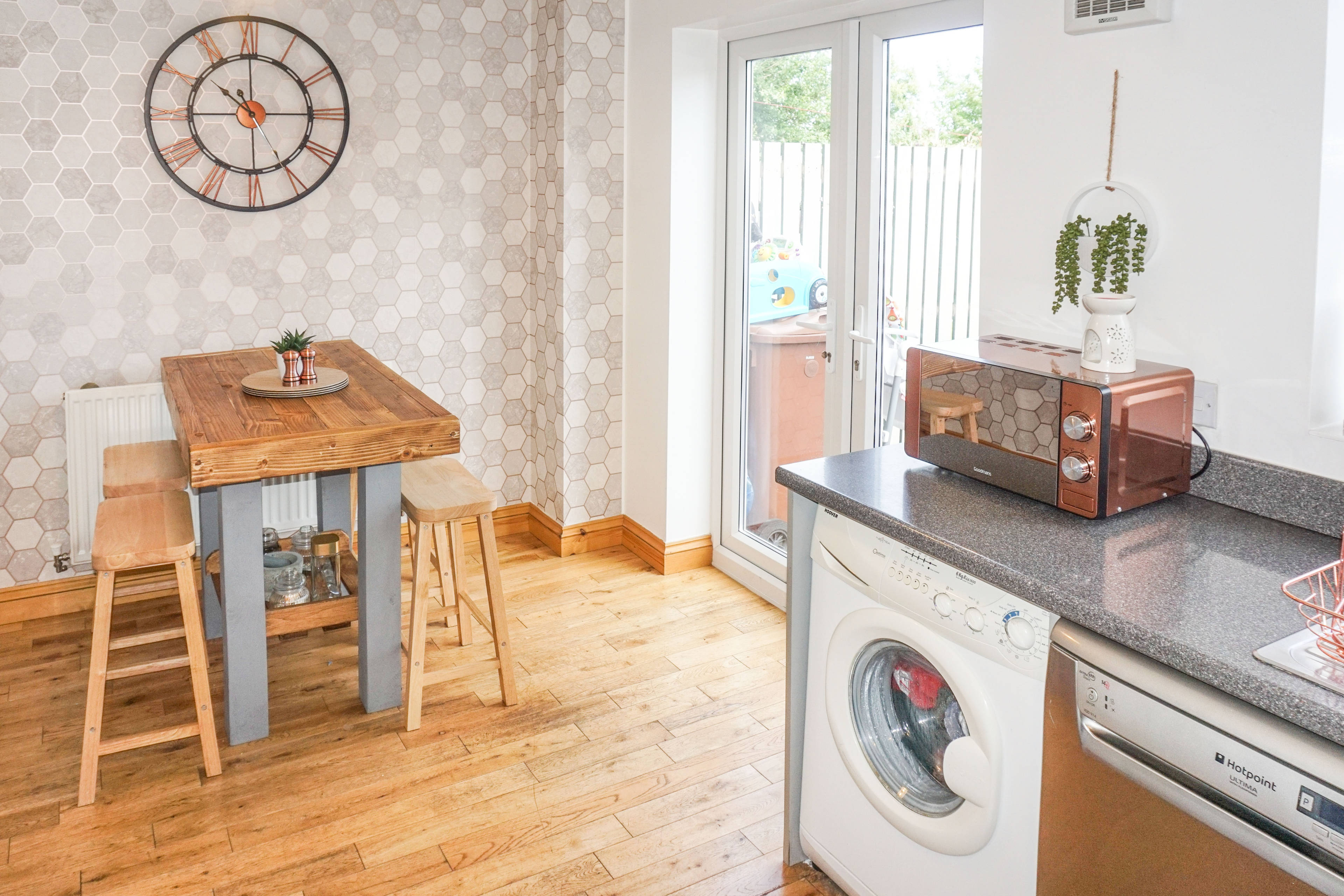 Kitchen/Breakfast