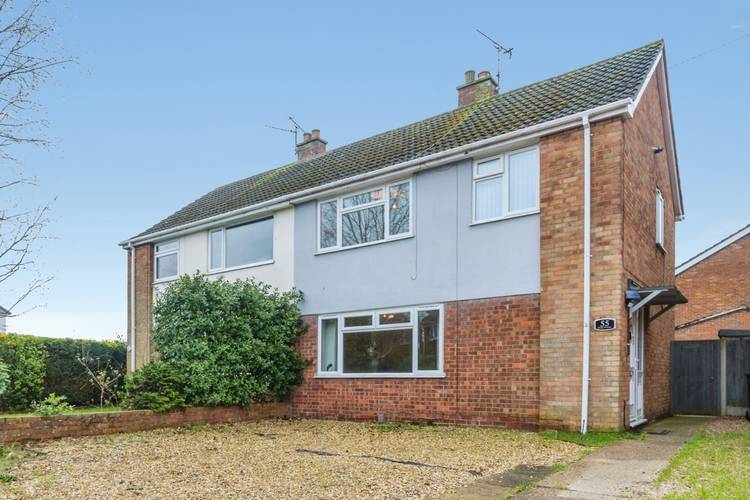 3 bedroom semi-detached house