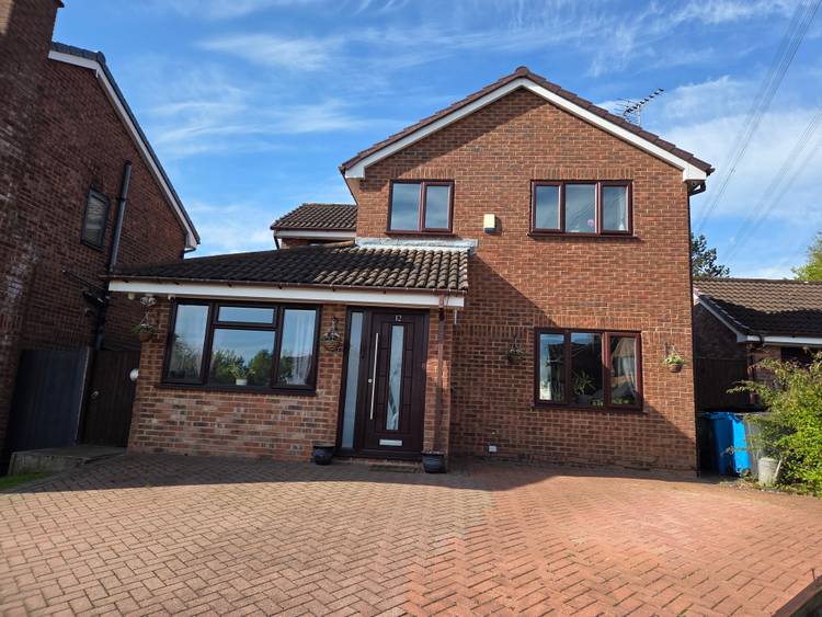 4 bedroom detached house