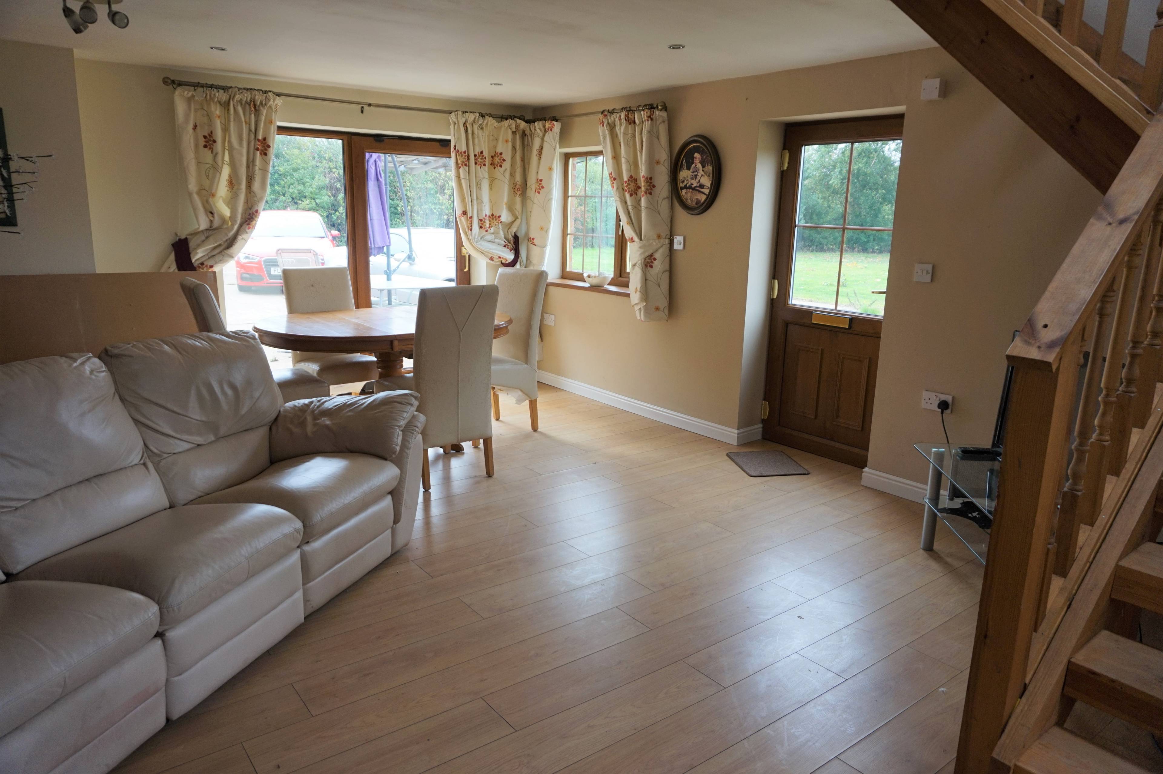 Holiday Cottage 2
