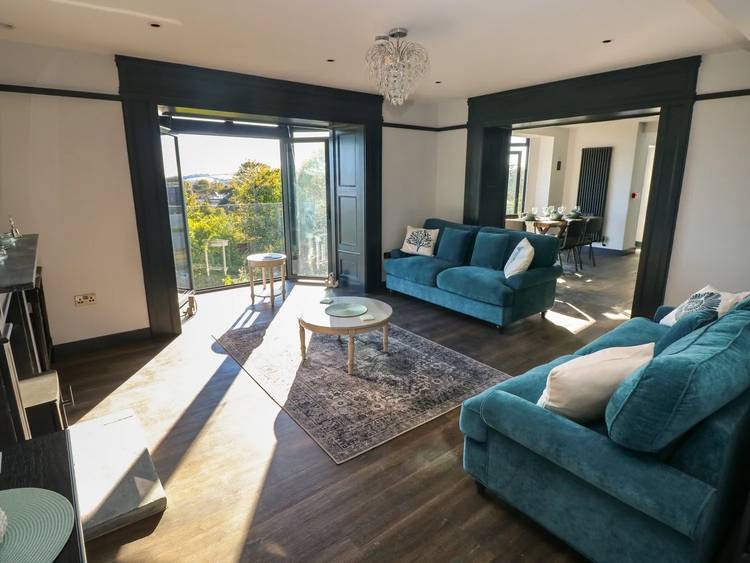 3 bedroom apartment