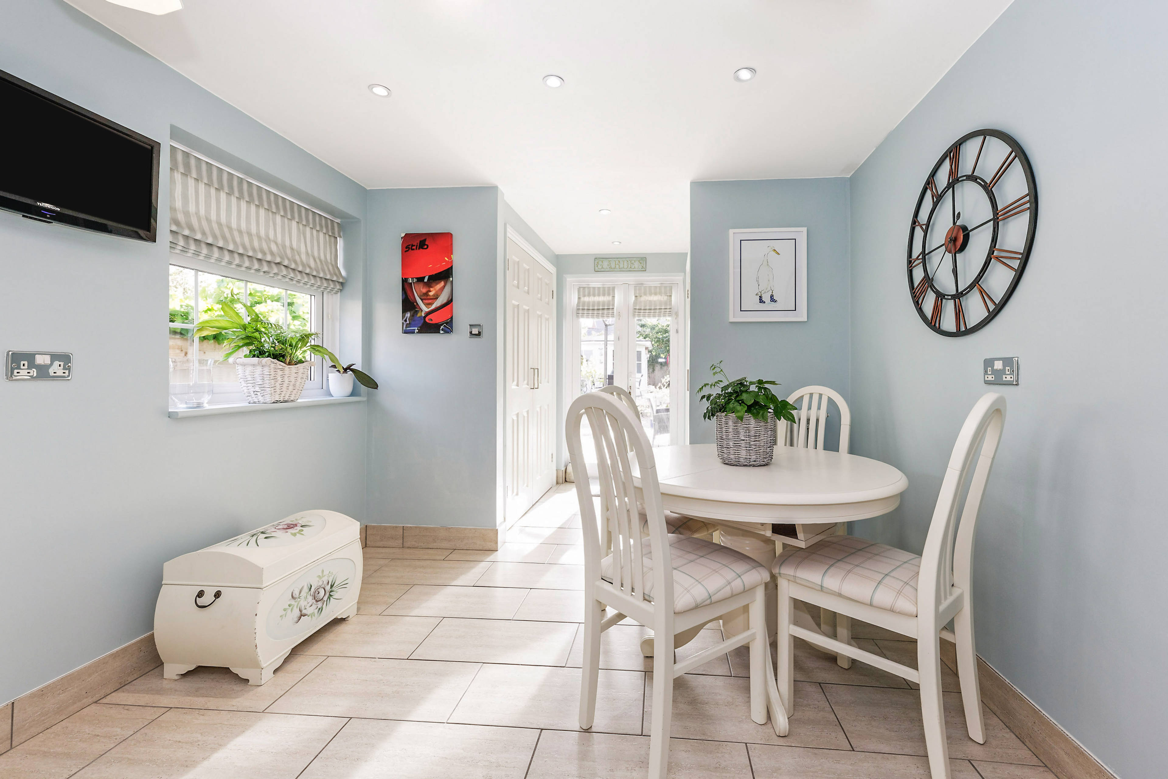 Kitchen/Breakfast