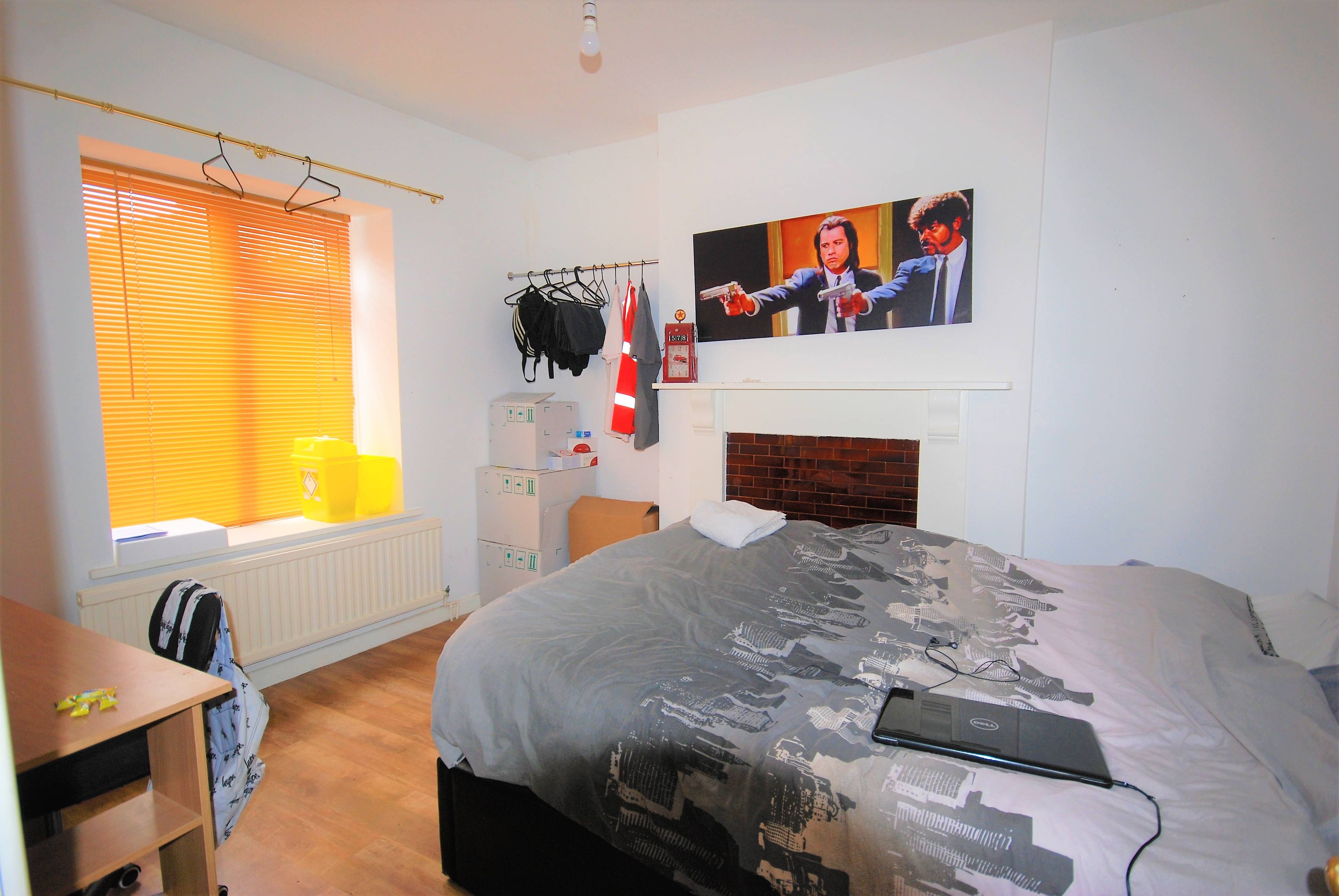 Bed 3 / Dining Room