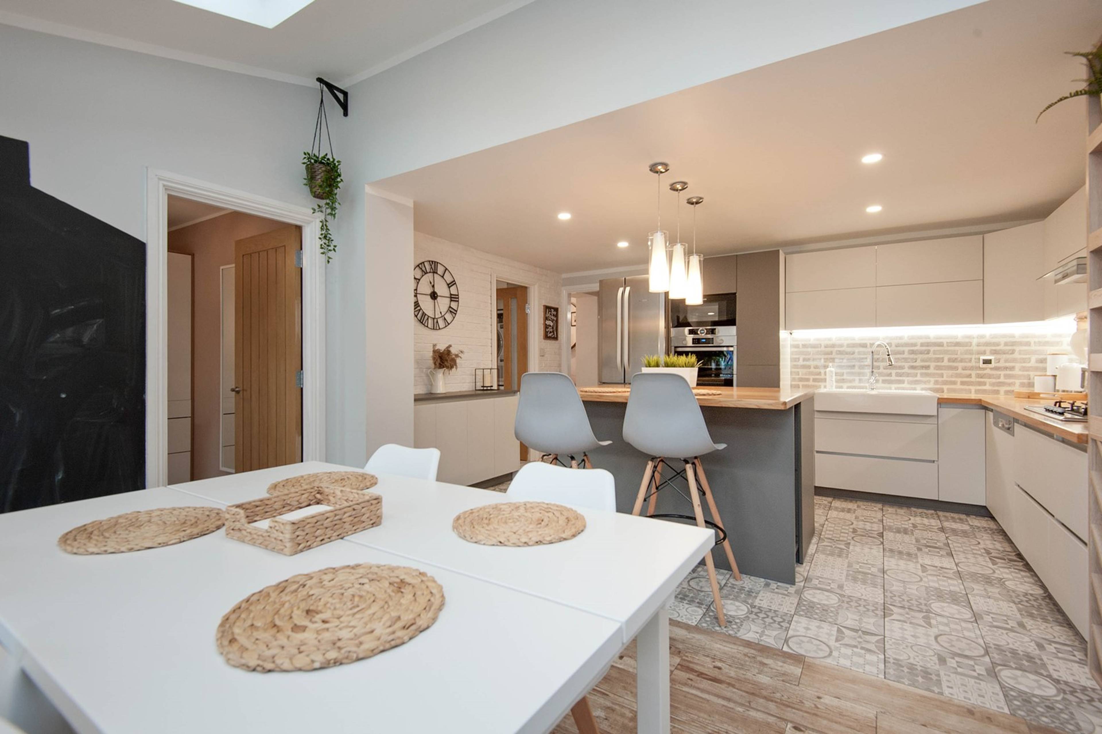 Kitchen/Dining Room