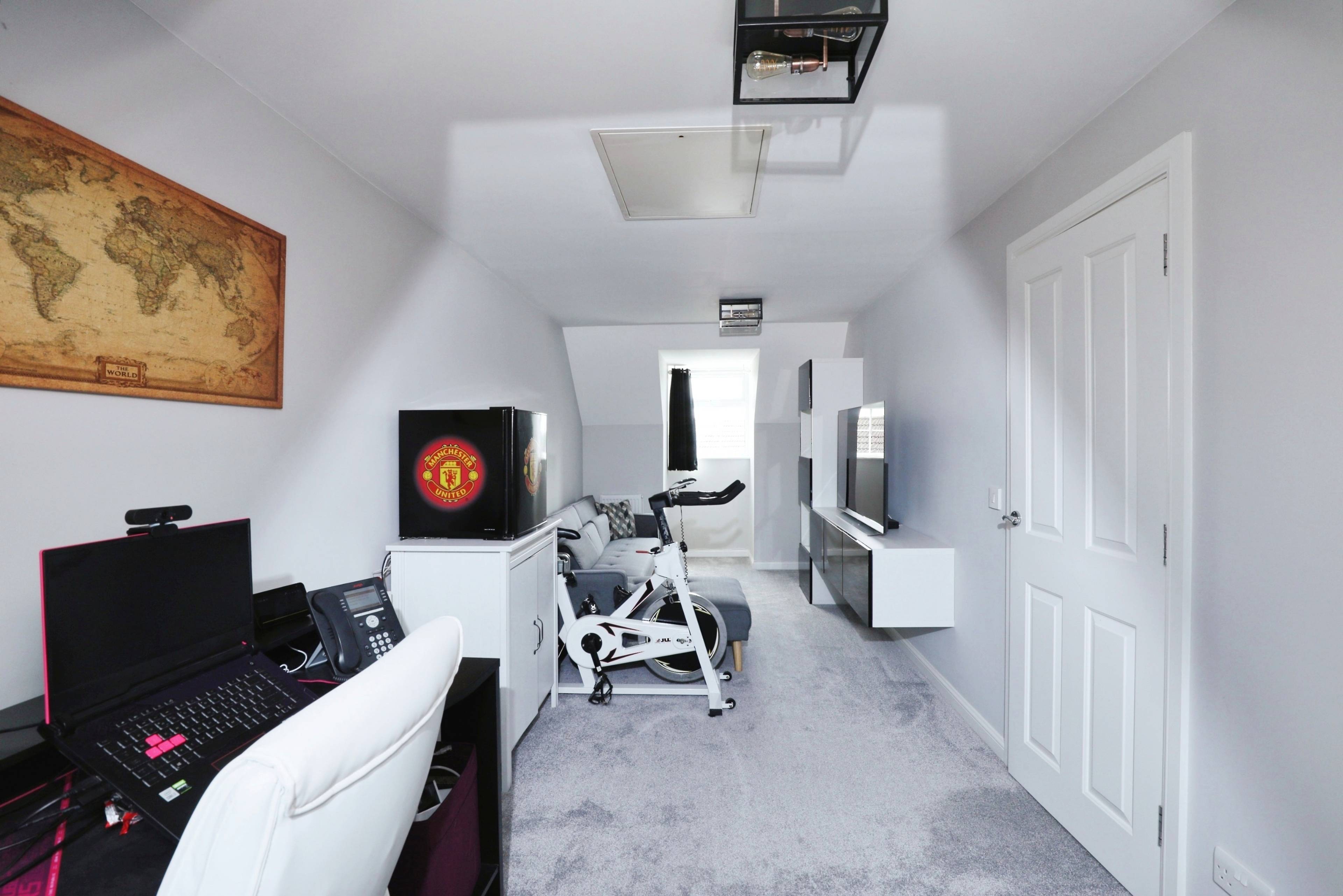 Bedroom Three/Study