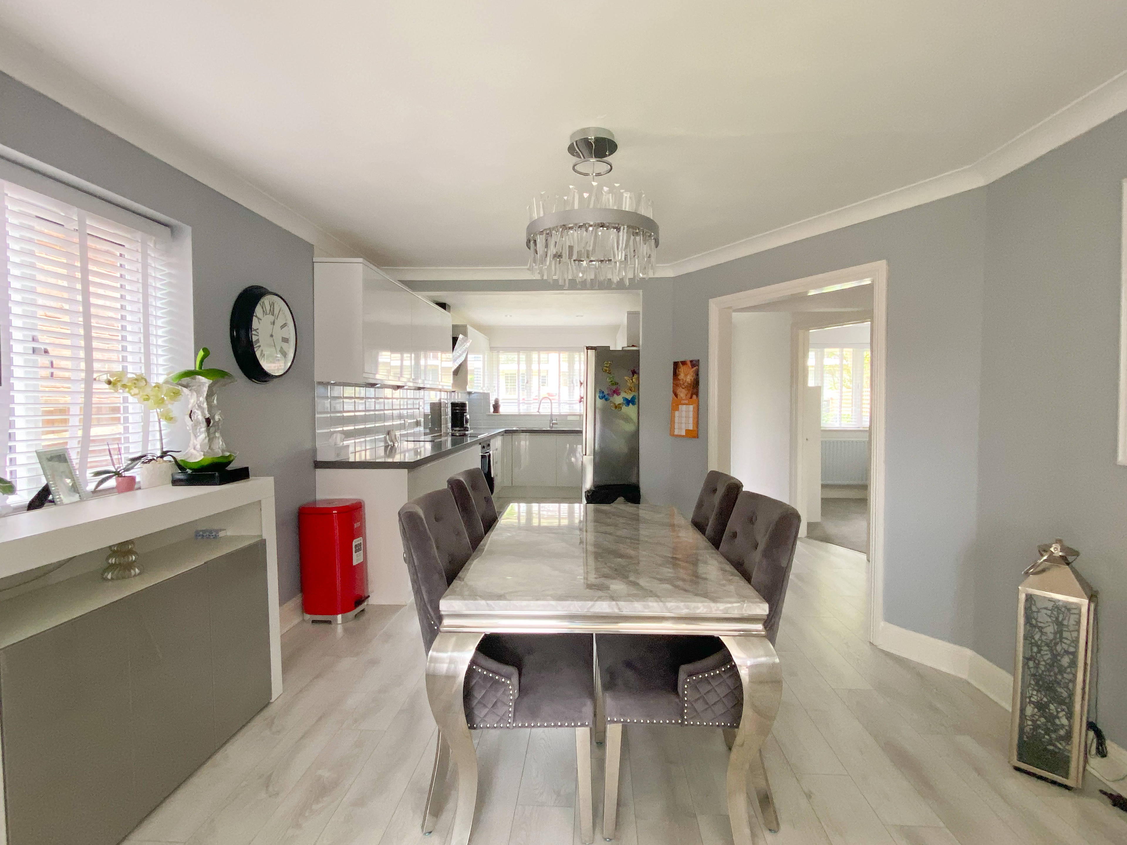Kitchen/Dining Room