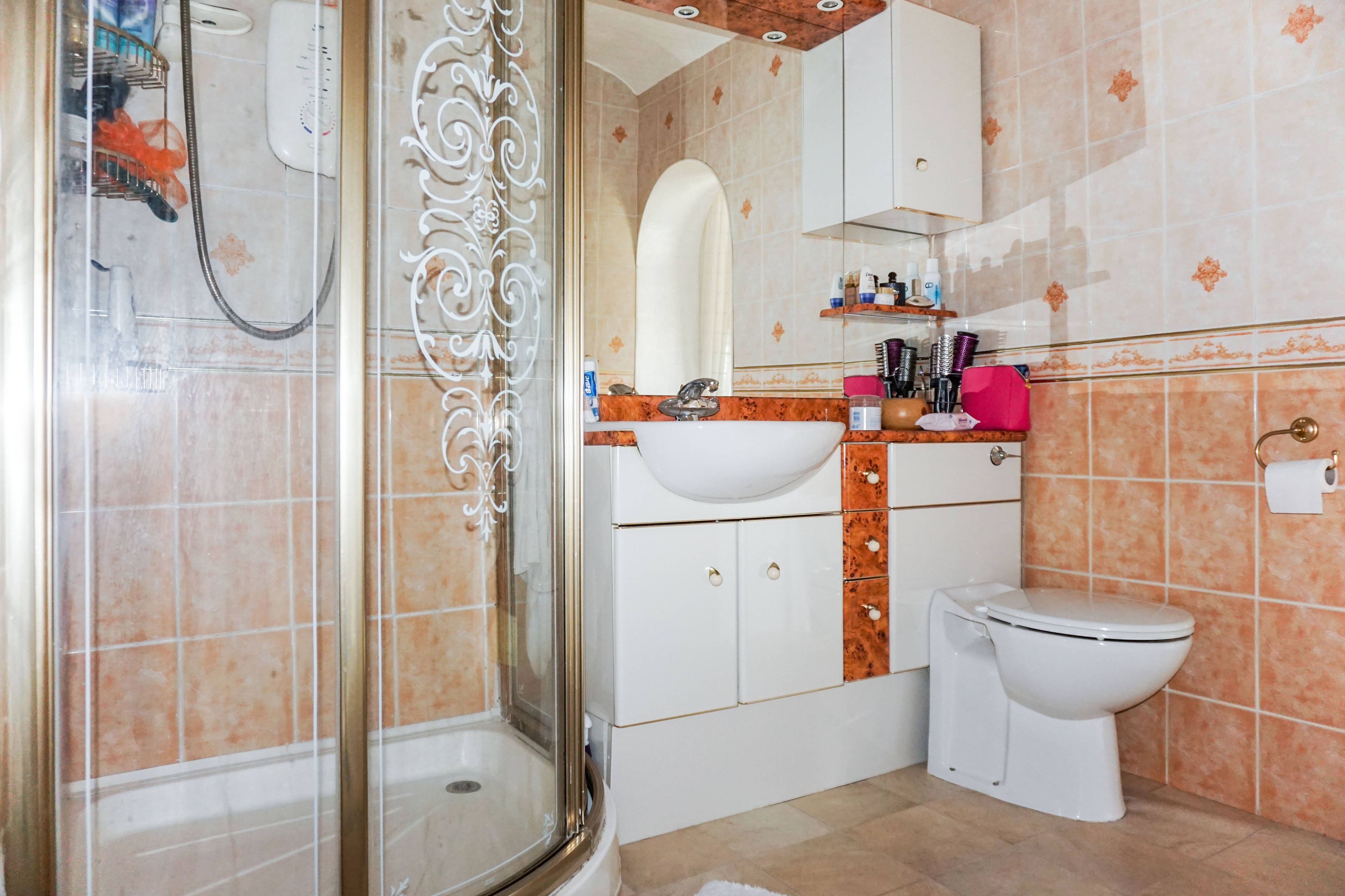 Master En-suite