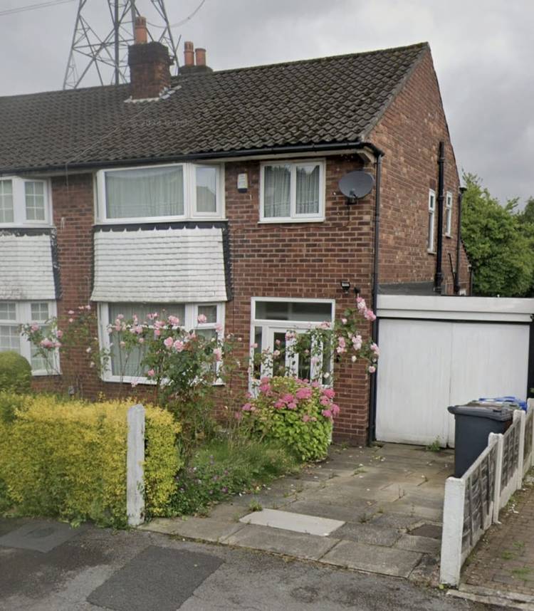 3 bedroom semi-detached house