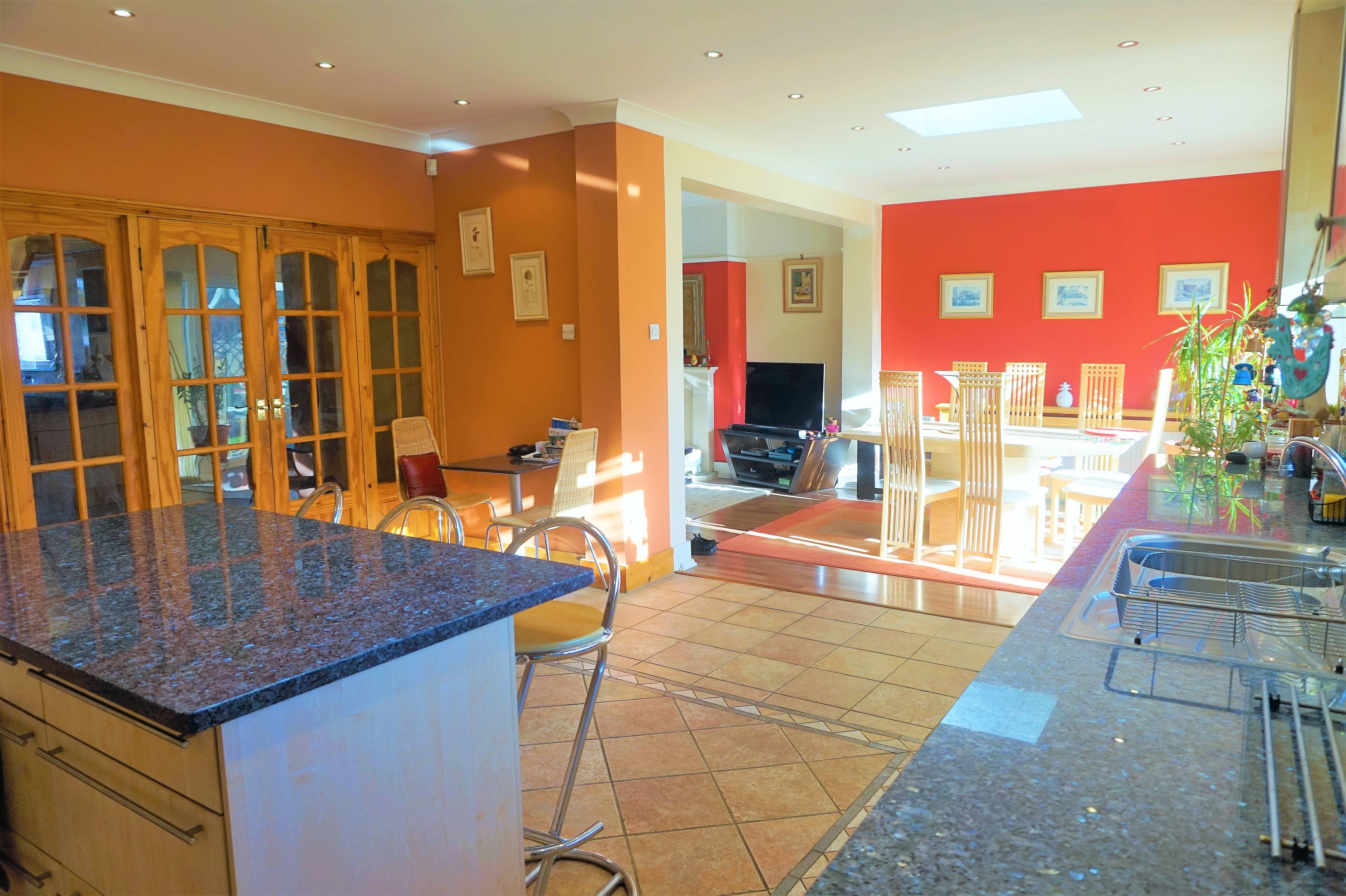 Kitchen / Breakfast