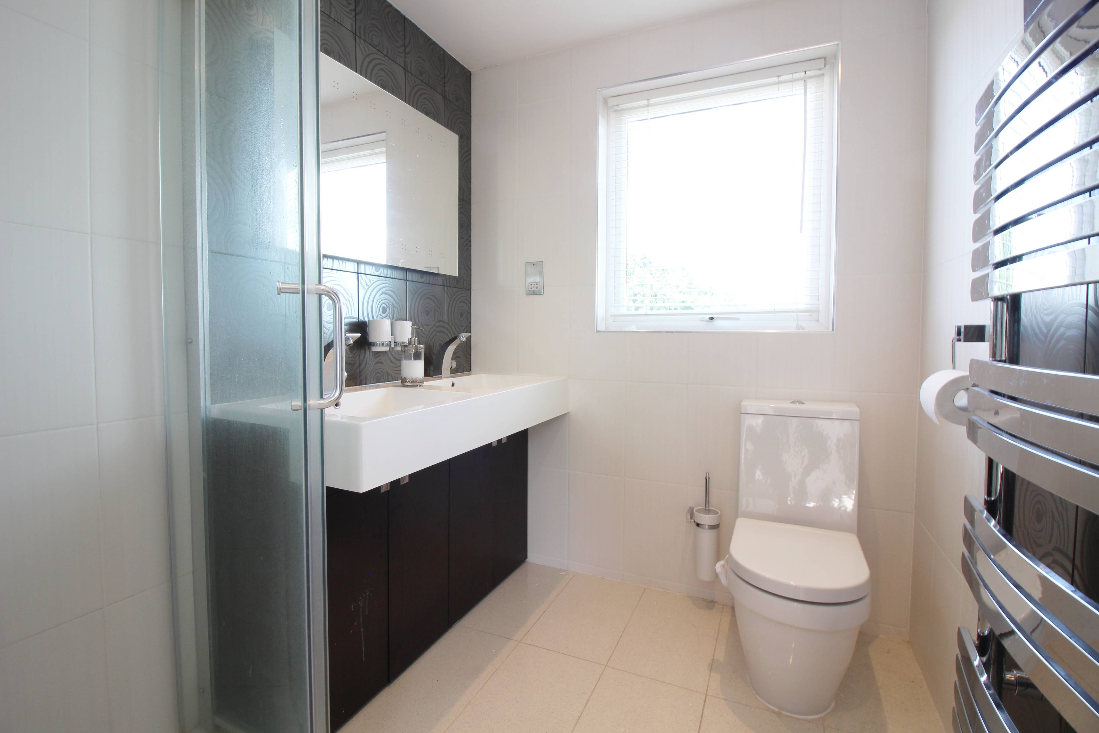 Master En-suite