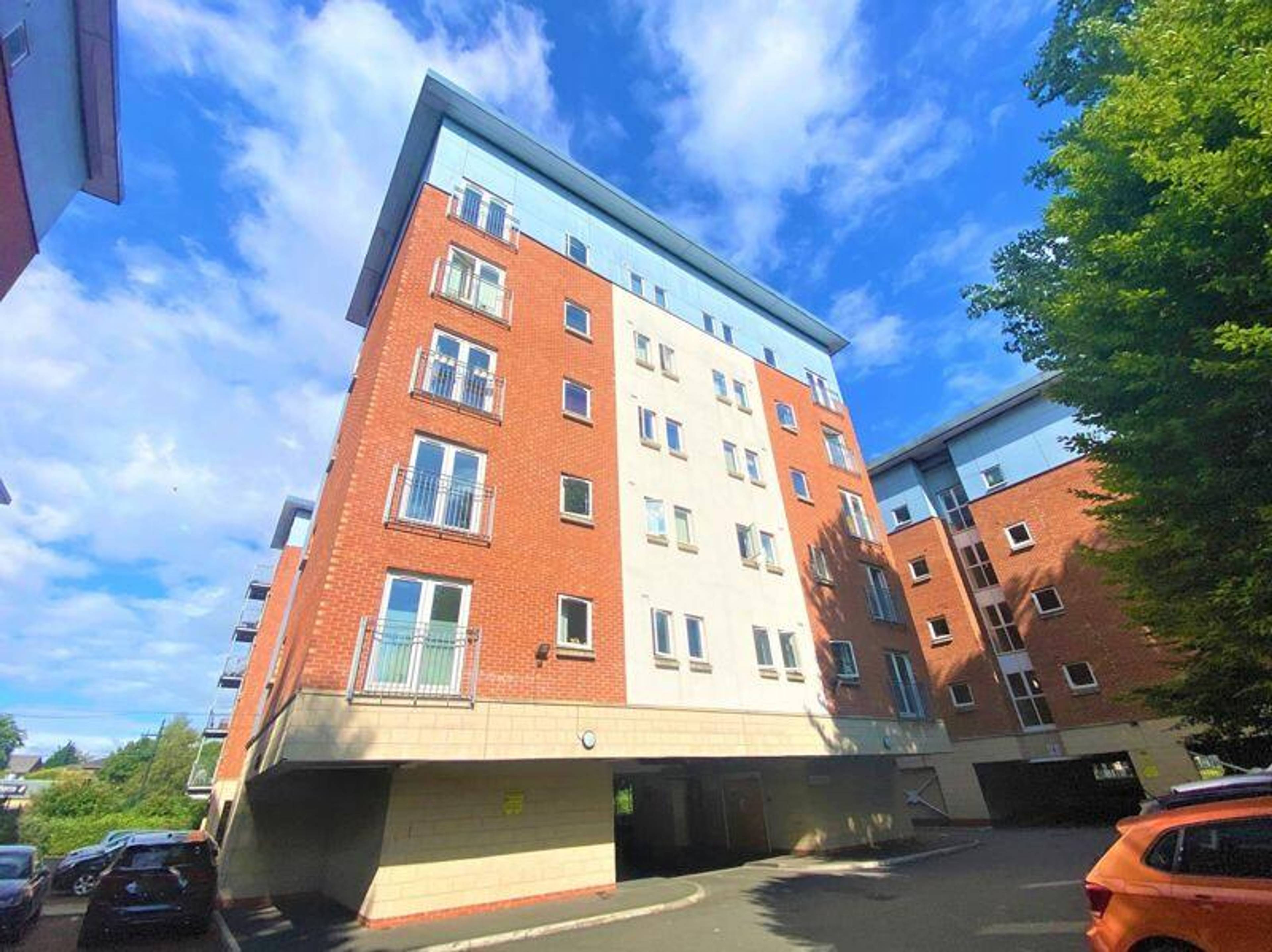 5 Elmira Way, Salford