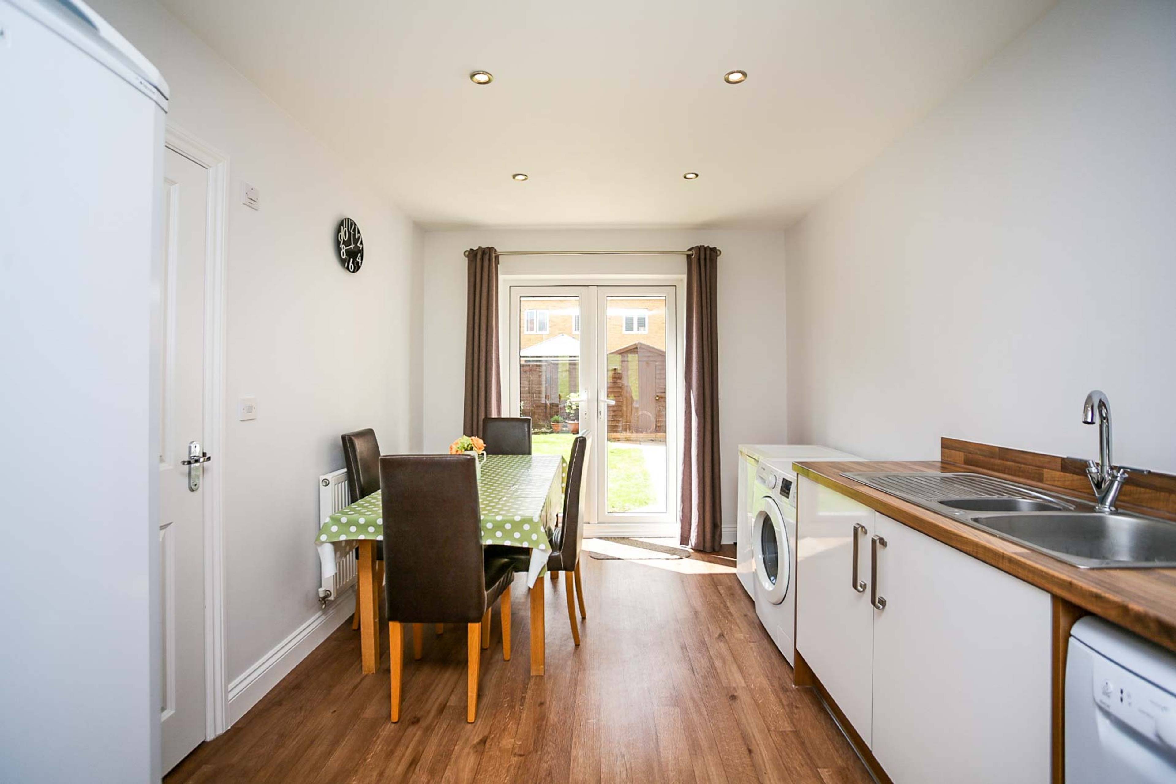 Kitchen/Dining Room