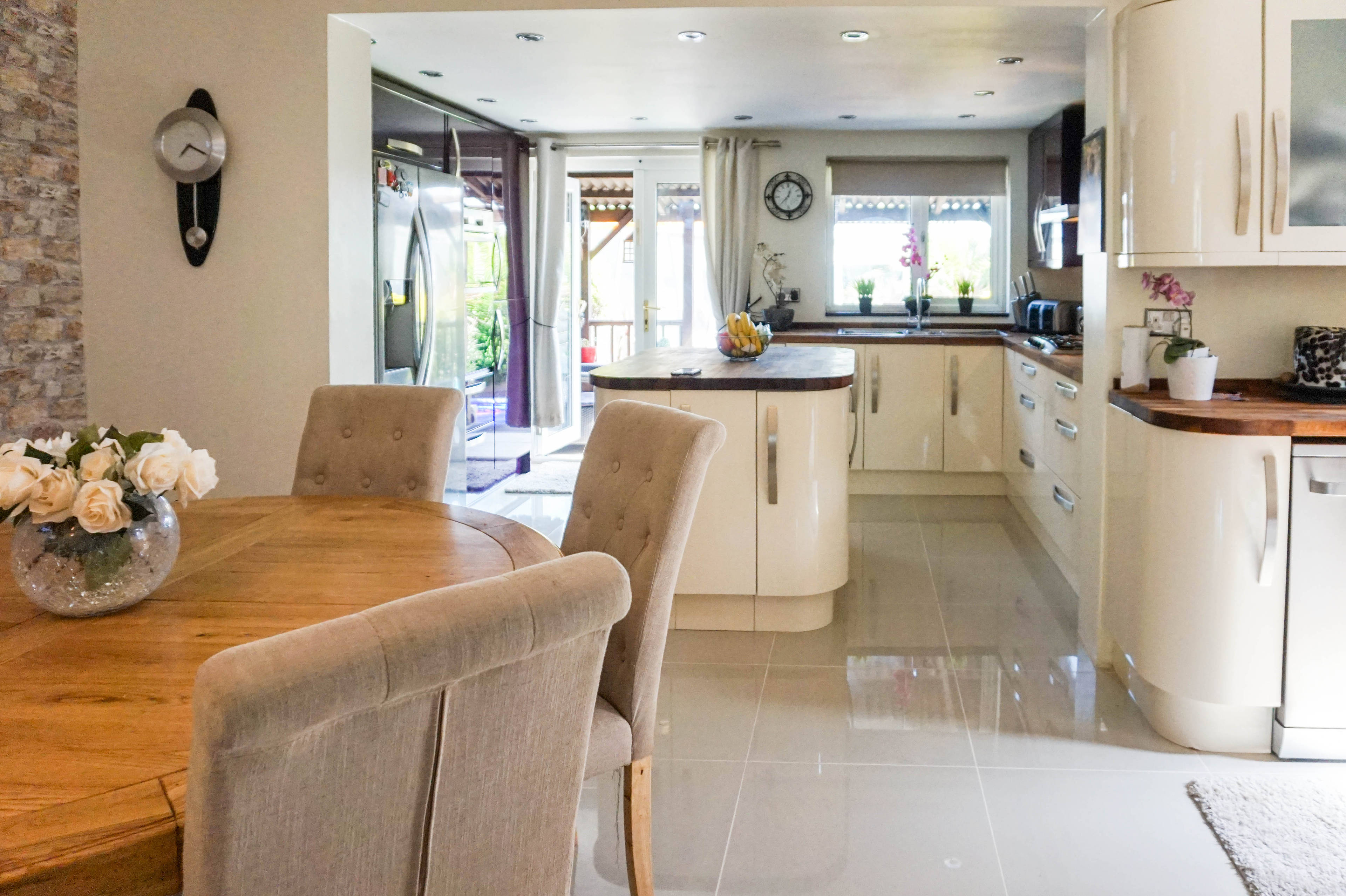 Kitchen/Dining Room