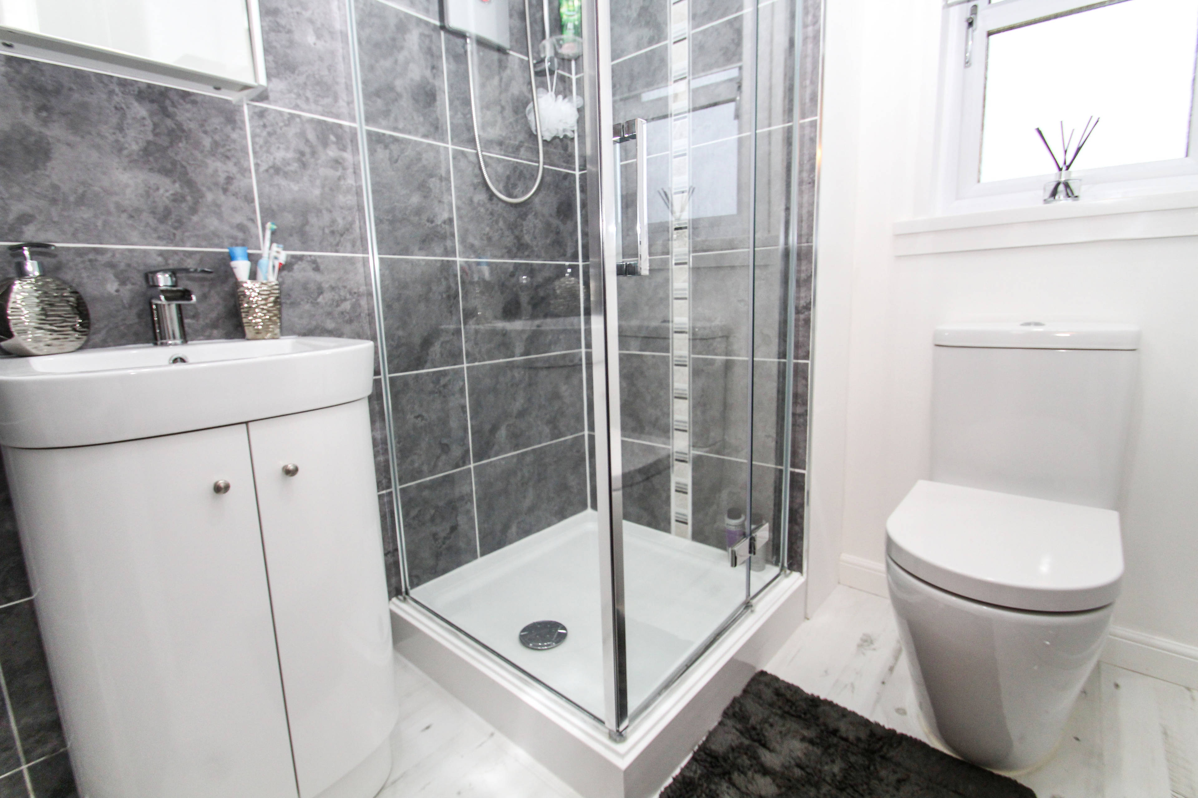 Master En-suite