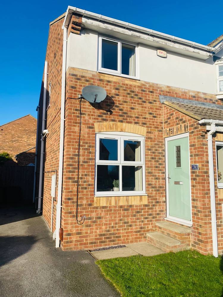 2 bedroom semi-detached house