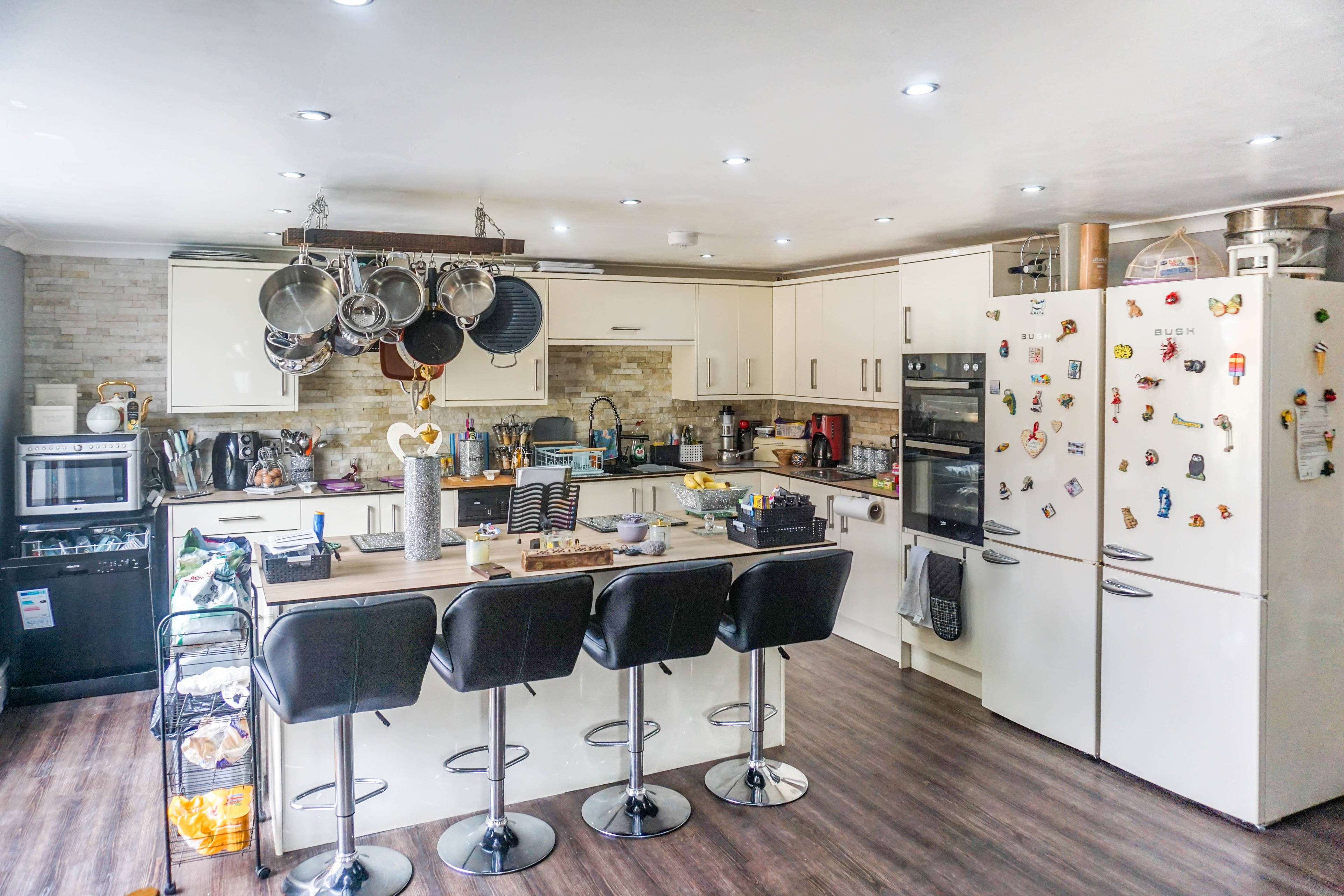 Kitchen/Breakfast